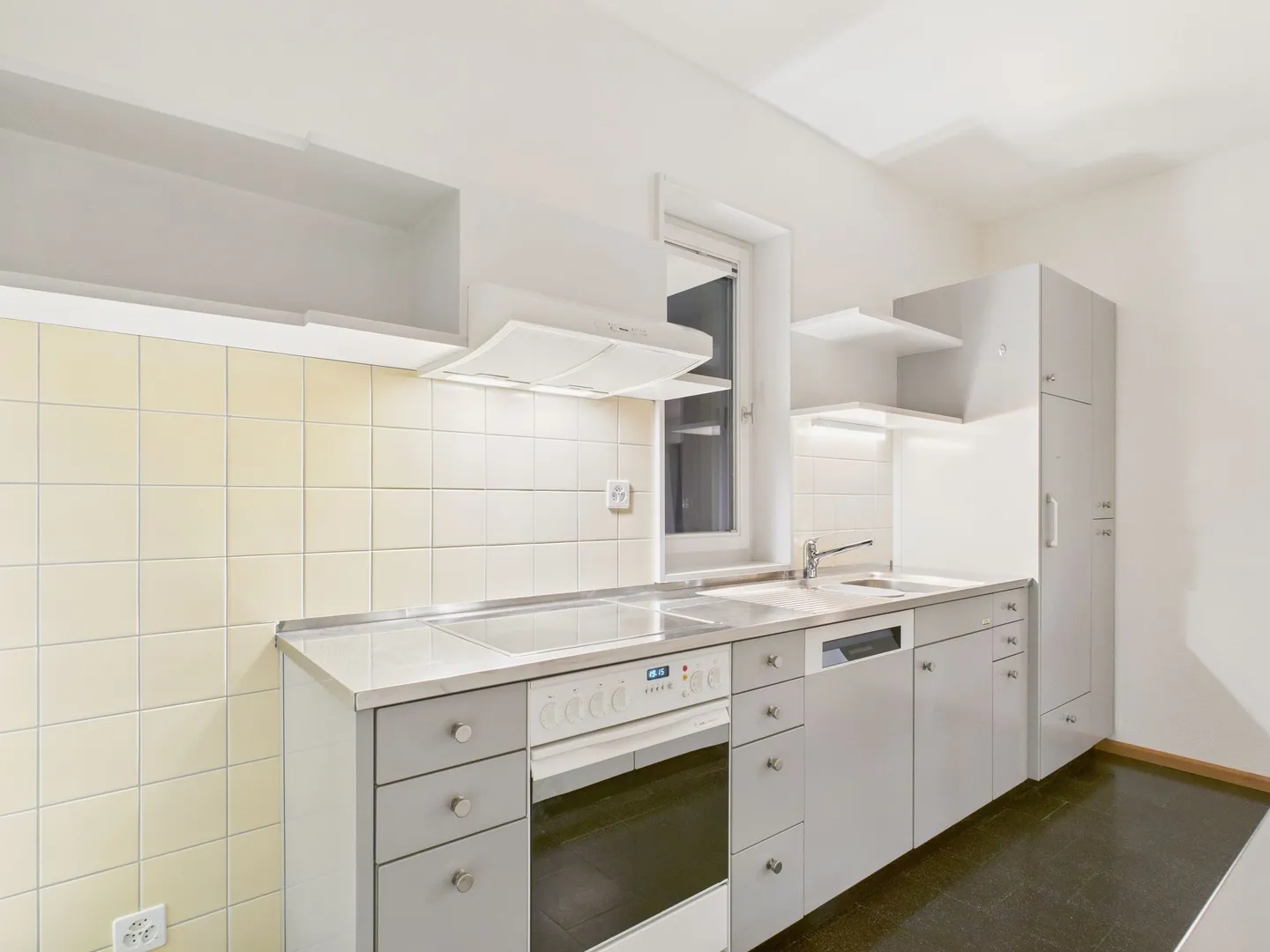 Grosszügige 3.5-Zimmer Wohnung mit Balkon in Biel-Benken BL - Foto 4 von 10