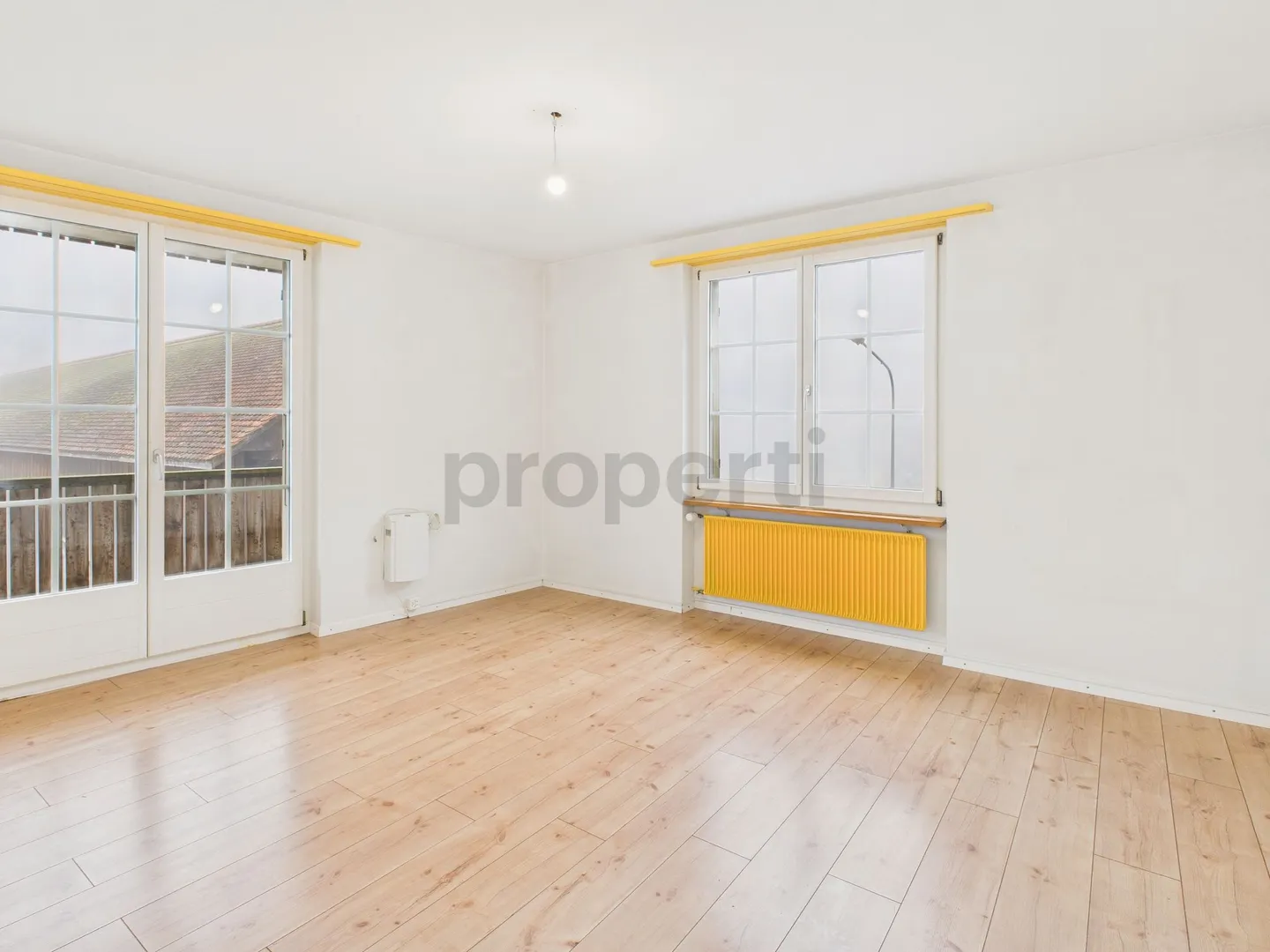 Charmant appartement de 3,5 pièces avec balcon à Büren an der Aare - Photo 1 sur 9