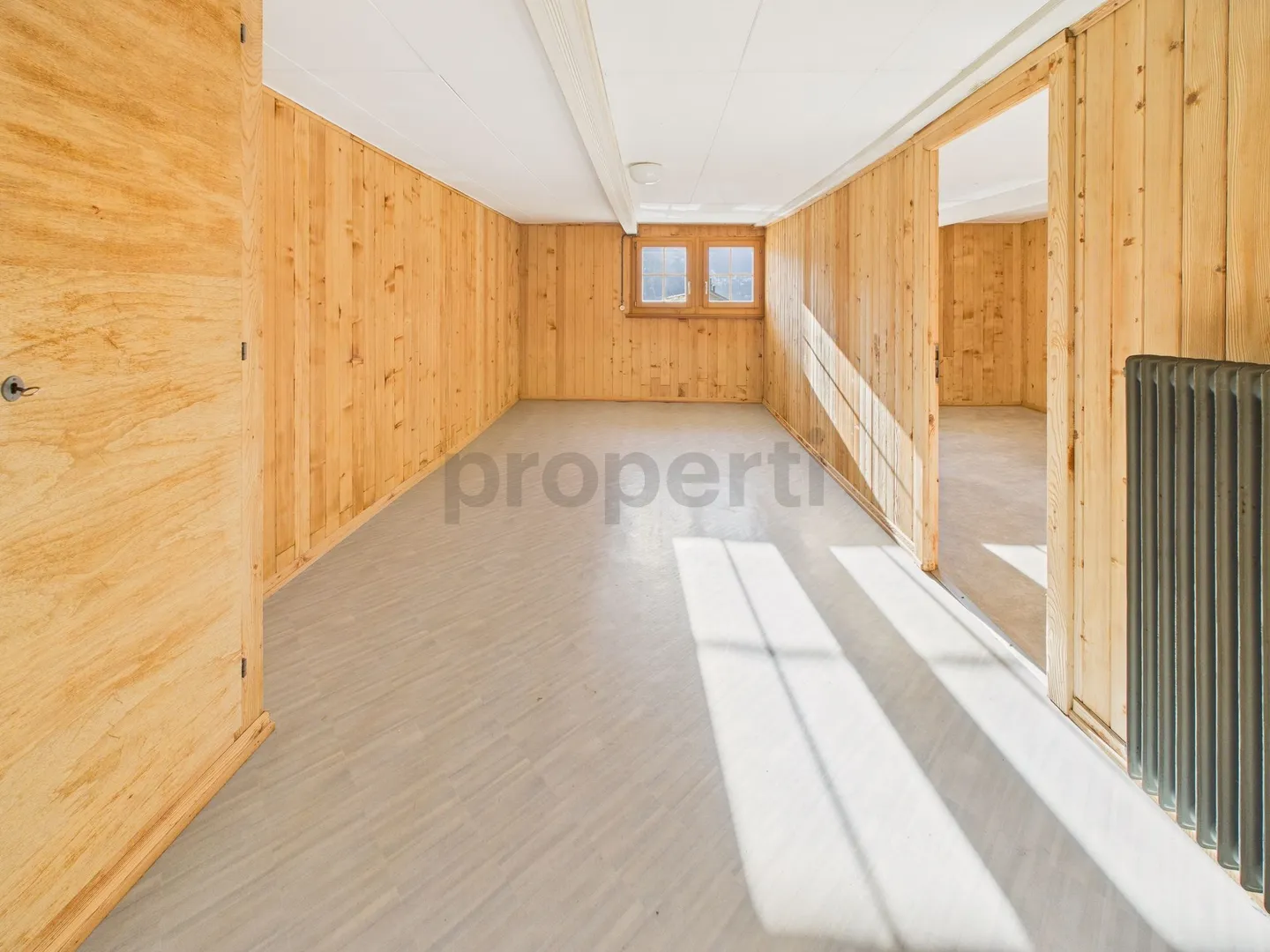 Spacieux 4.5 pièces  appartement dans un quartier résidentiel recherché à Lens - Photo 4 sur 8