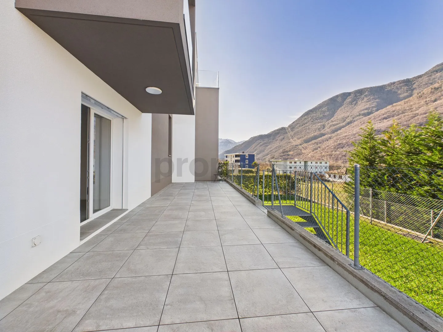 Moderno appartamento 3.5 locali con comodo parcheggio, Bellinzona - Photo 6 of 13