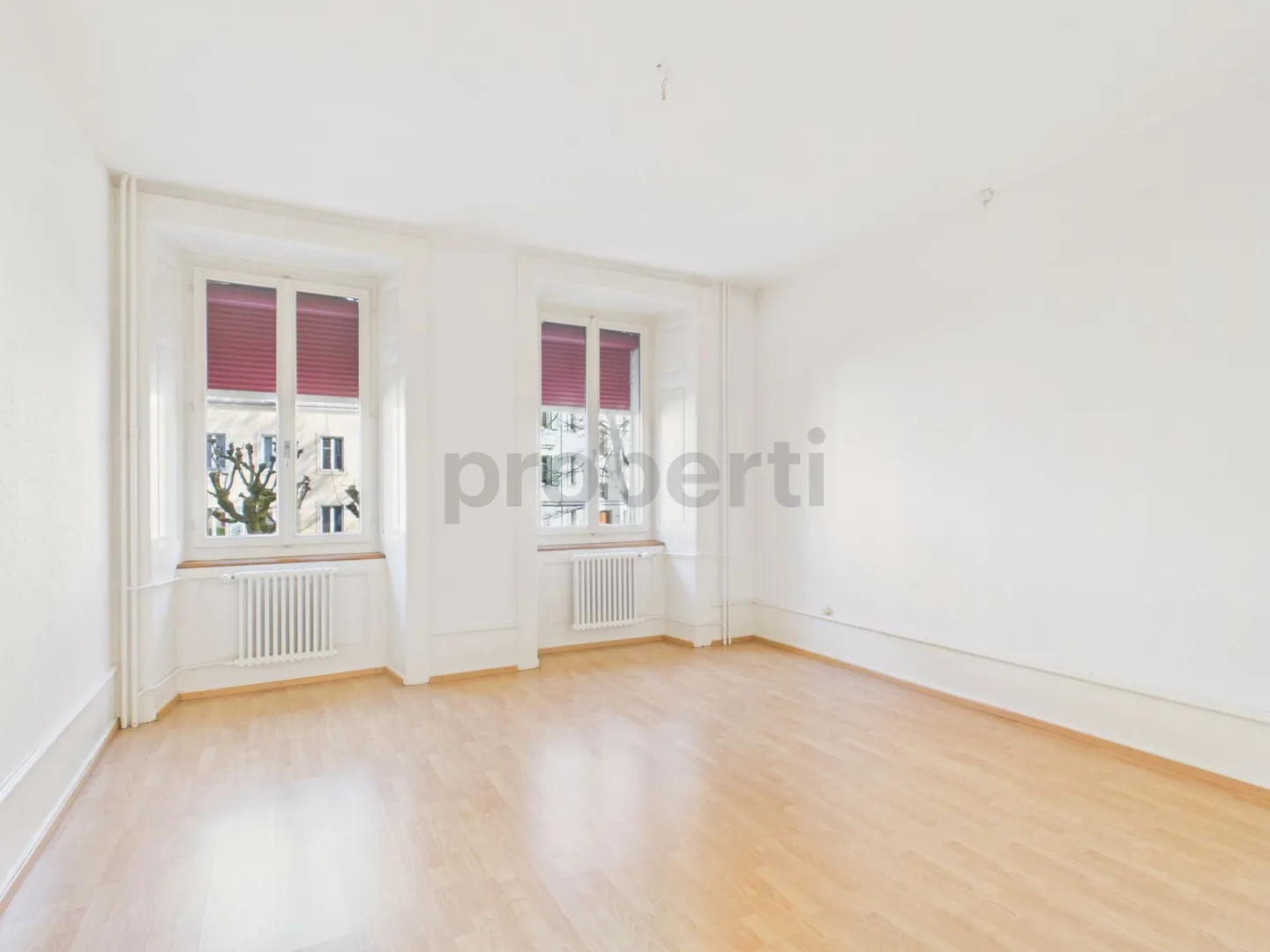 Modern 4.5 rooms - elegantly furnished apartment, La Chaux-de-Fonds - Photo 5 of 11