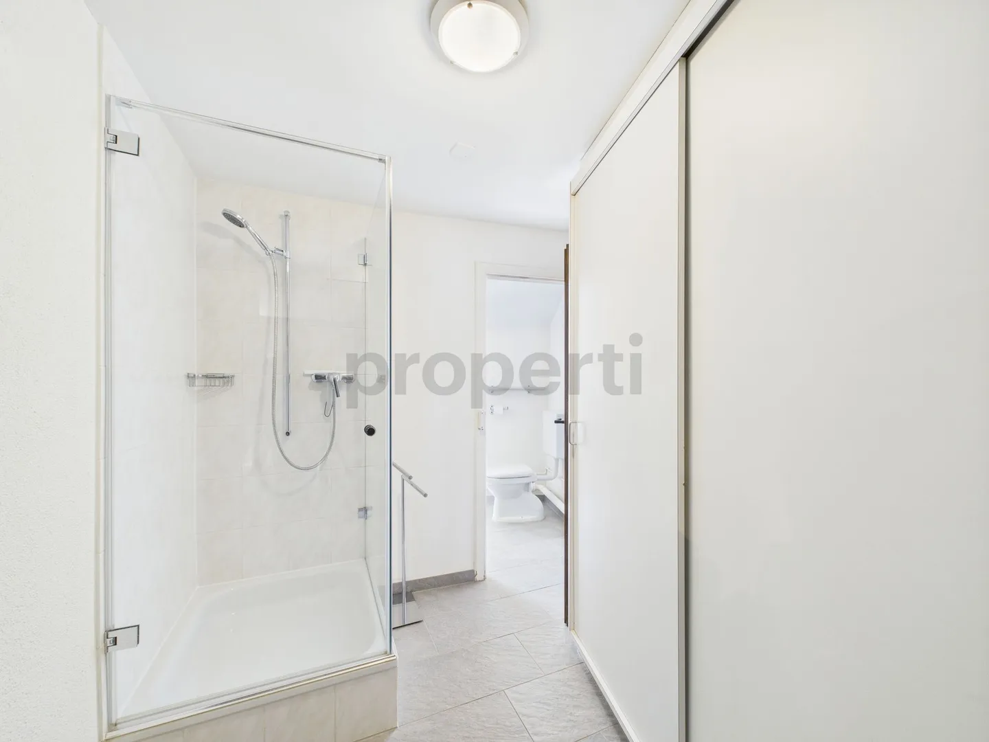 4-room apartment in the historic Totengässlein in the heart of Basel's old town - Photo 8 of 12