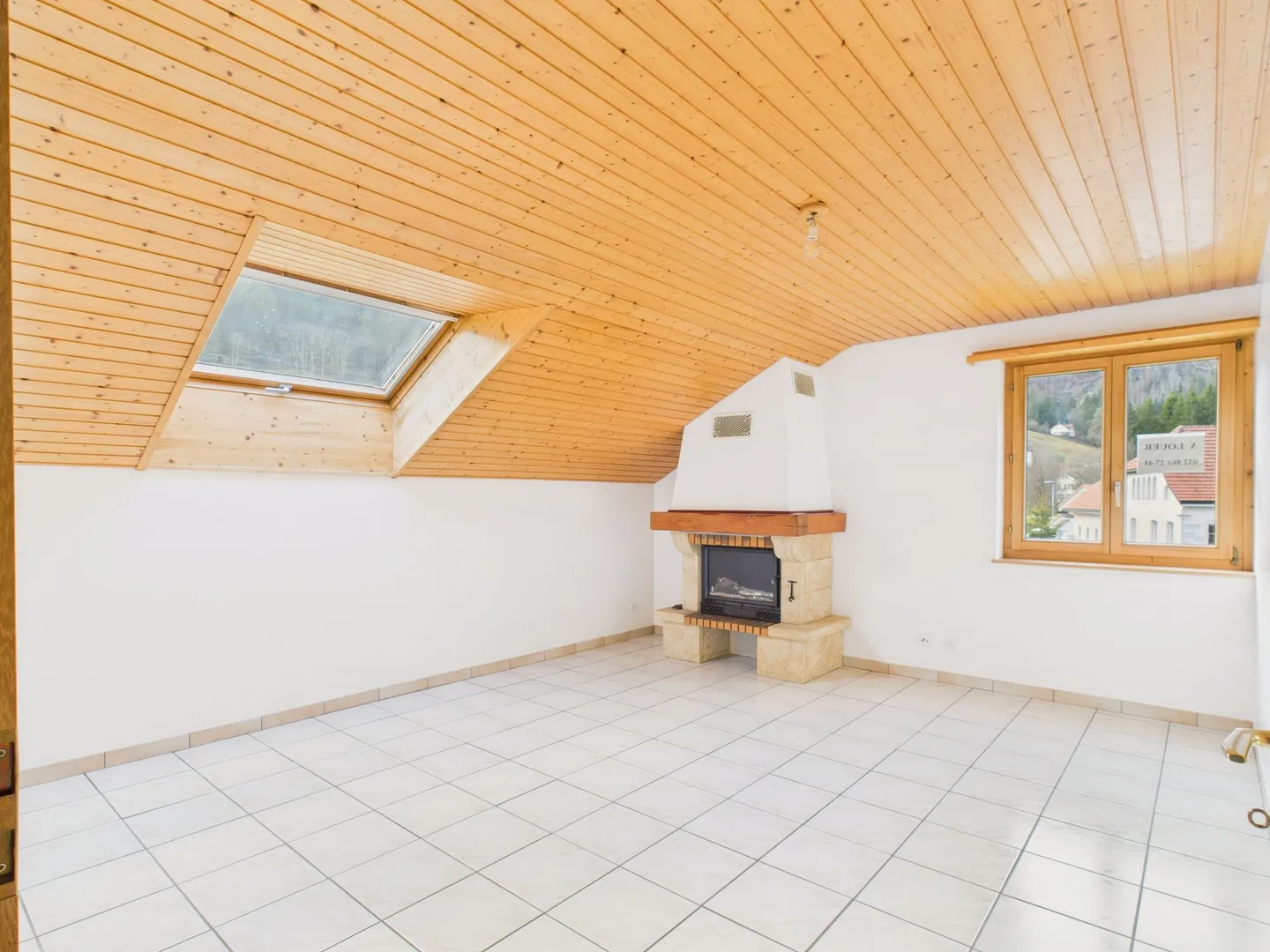 Spacieux 4.5 pièces  appartement élégant proche écoles et transports, Val-de-Travers - Foto 1 di 9