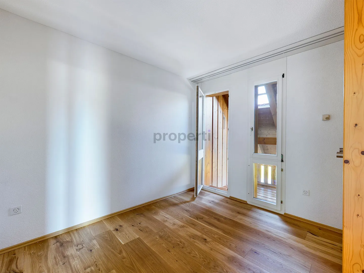 Maison de ville moderne de 4,5 pièces avec balcon, Dürrenroth - Photo 4 sur 13