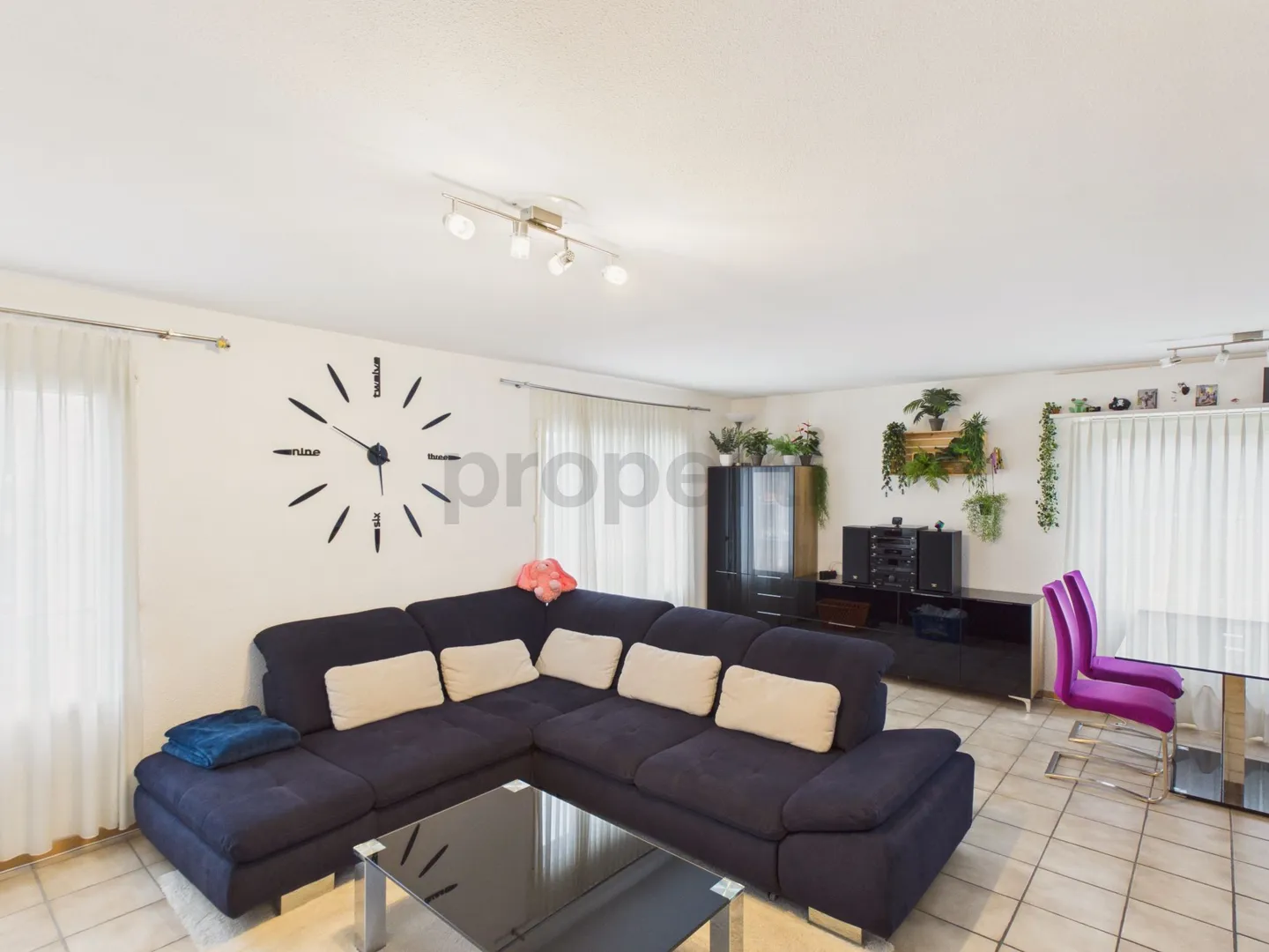 Appartamento moderno di 2,5 stanze con balcone, Sutz-Lattrigen - Foto 1 di 7