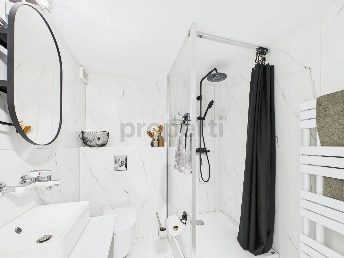 Charming terraced family house in Stein am Rhein with high-quality expansion standard - Photo 9 of 12