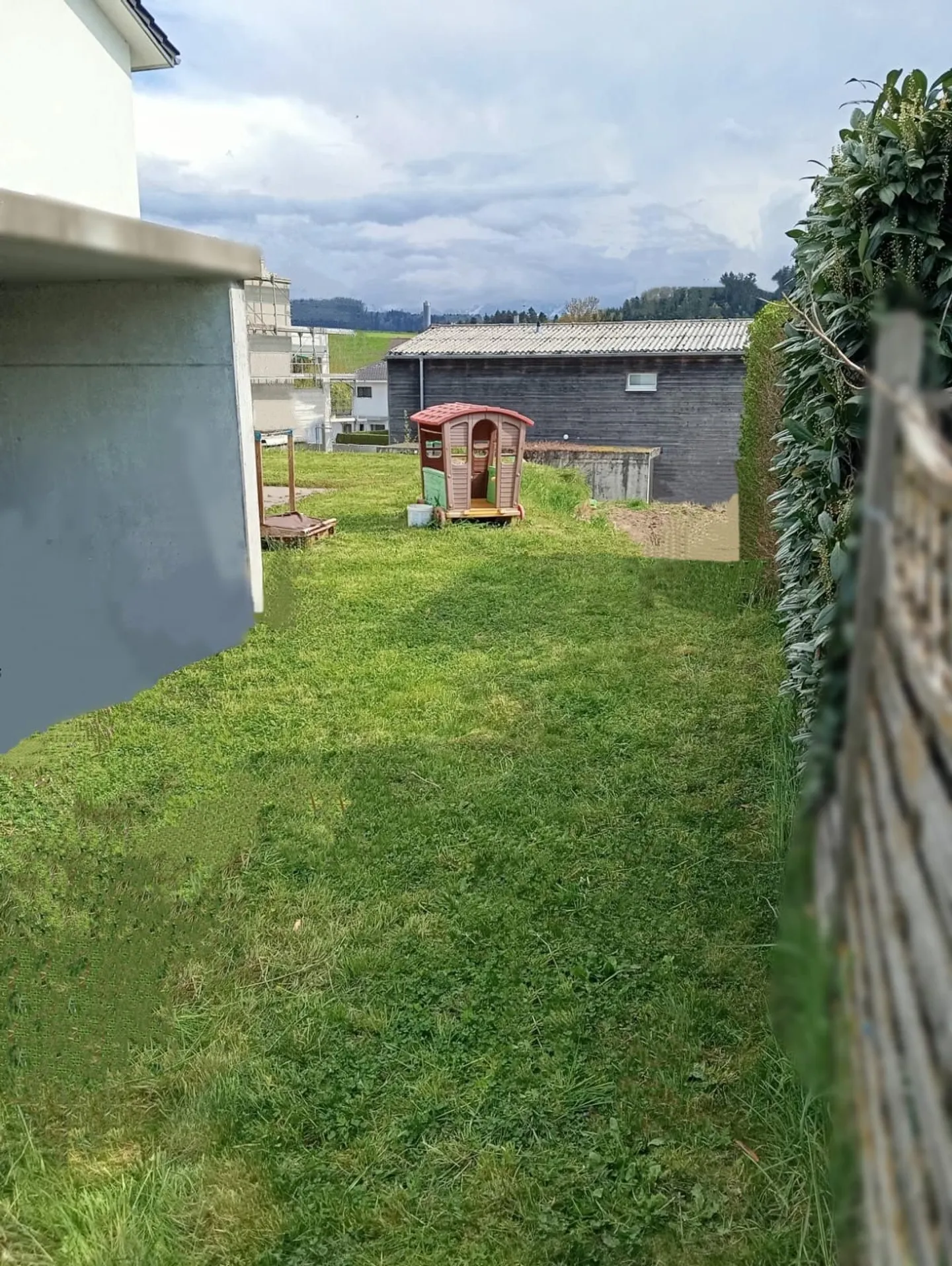 Modern 5.5-room semi-detached house in a quiet location in Schmitten FR - Photo 7 of 8