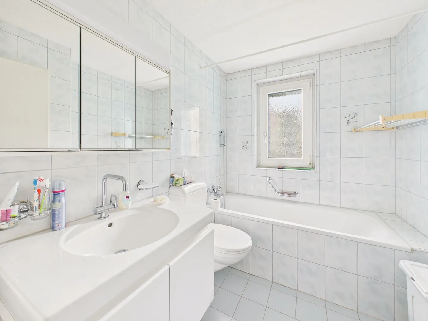 Grosszügige 5.5-Zimmer-Wohnung mit idealer Lage nahe Schule und ÖV, Neuenhof - Foto 10 von 12