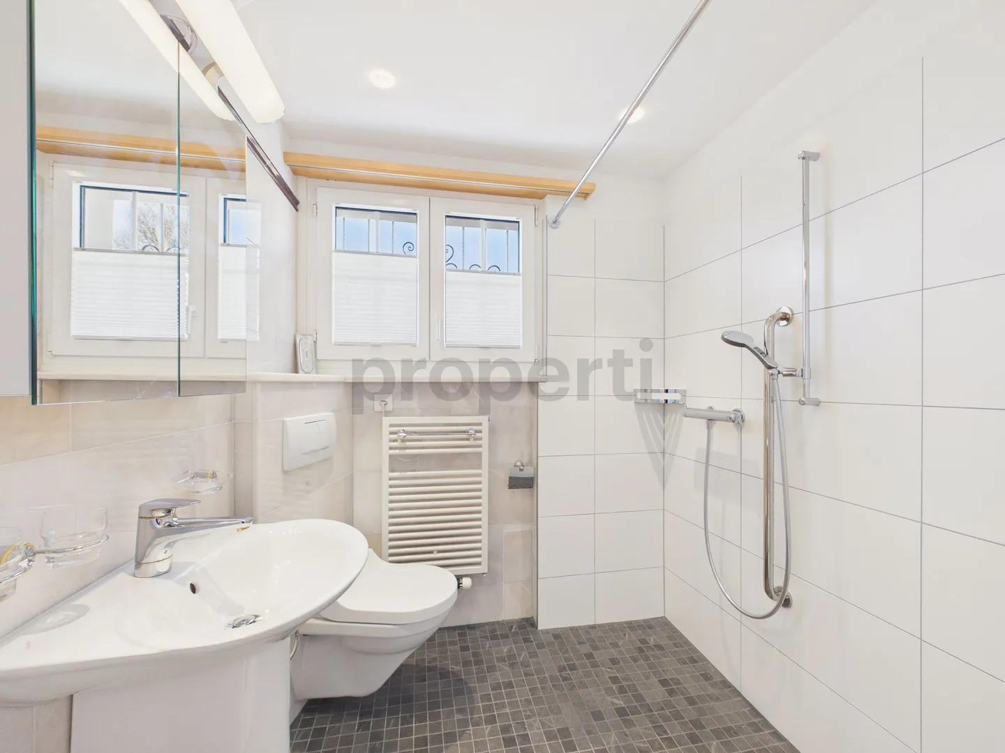 Modernes 6-Zimmer-Reihenhaus mit Balkon, Rheinau - Foto 9 von 13