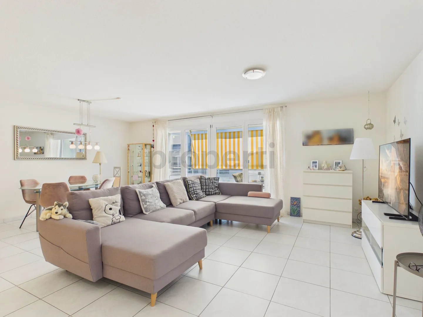 Act now: Top 3.5-room apartment in Otelfingen - rare opportunity in a prime location! - Photo 1 of 11