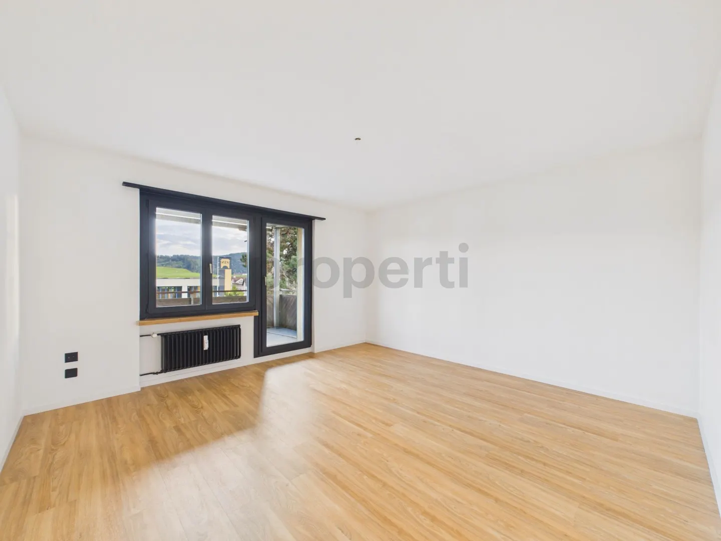 Freshly renovated, modernly equipped - Your new home with balcony! - Photo 1 of 7