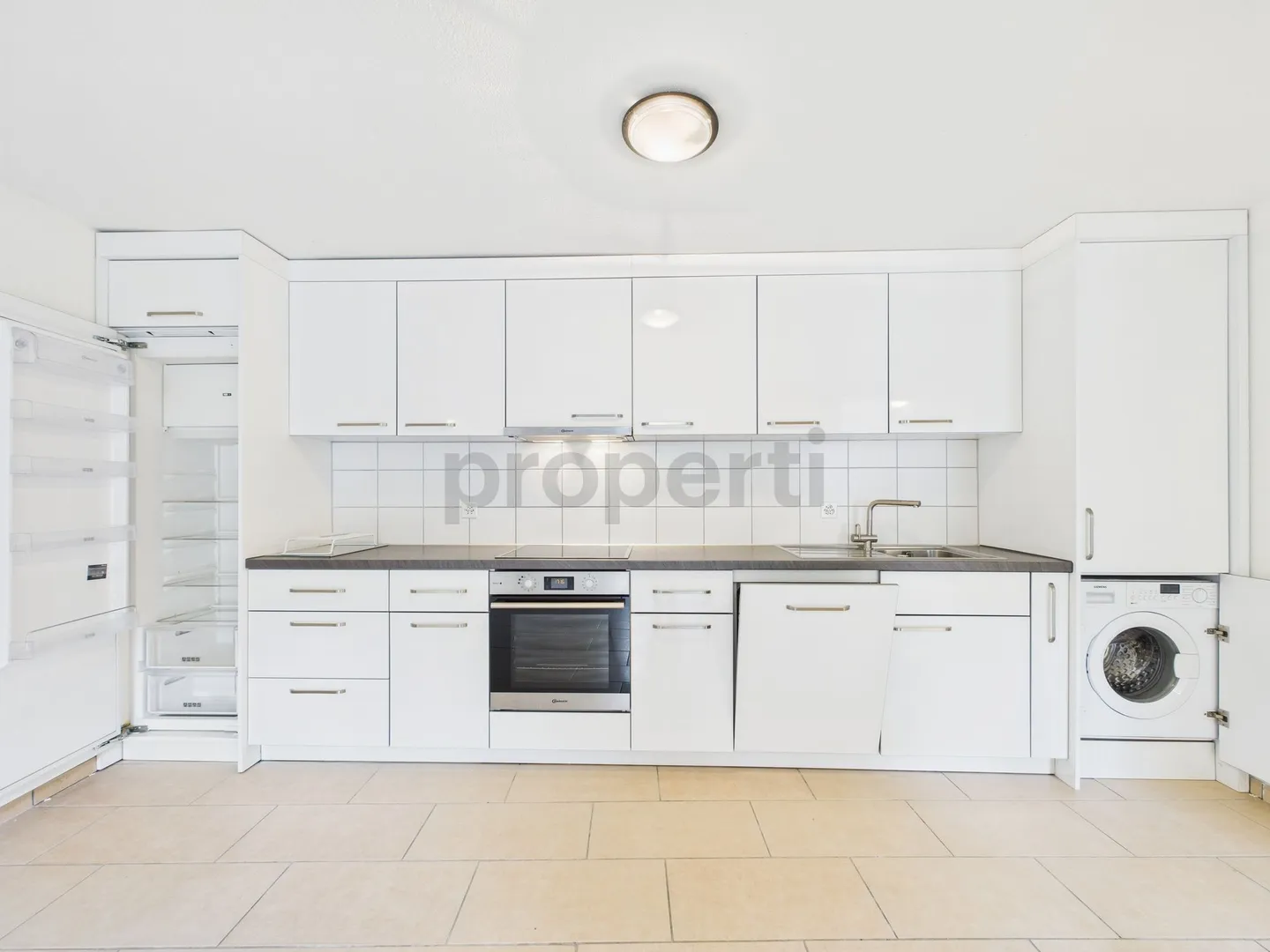 Unique apartment in Zullwil with 3.5 rooms in wonderfully light-flooded location - Photo 2 of 7