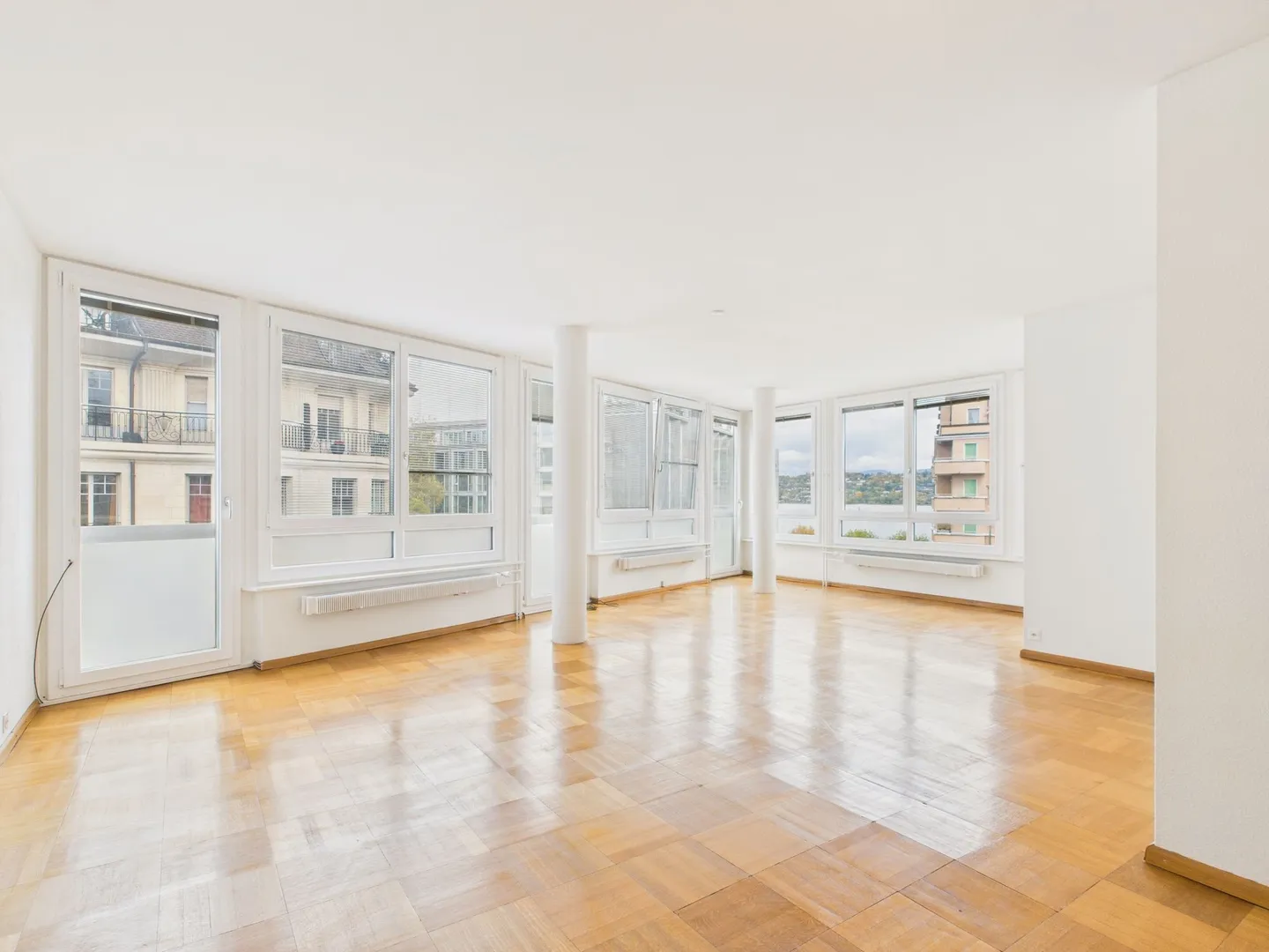 Bright apartment with a view of Lake Geneva - Wilson District - Photo 2 of 13