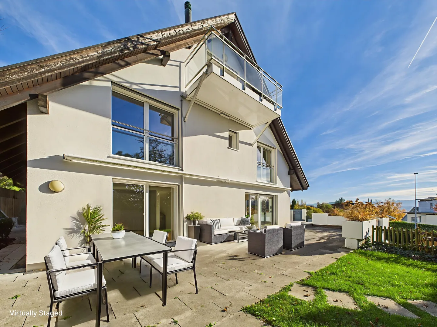 Reiheneinfamilienhaus mit Seesicht an bester Lage in Zollikon - Foto 2 von 13