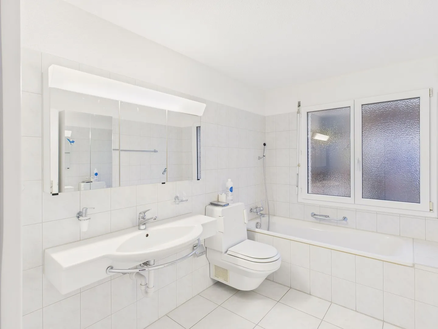 Appartement moderne de 4,5 pièces avec balcon, Kirchdorf AG - Photo 9 sur 13