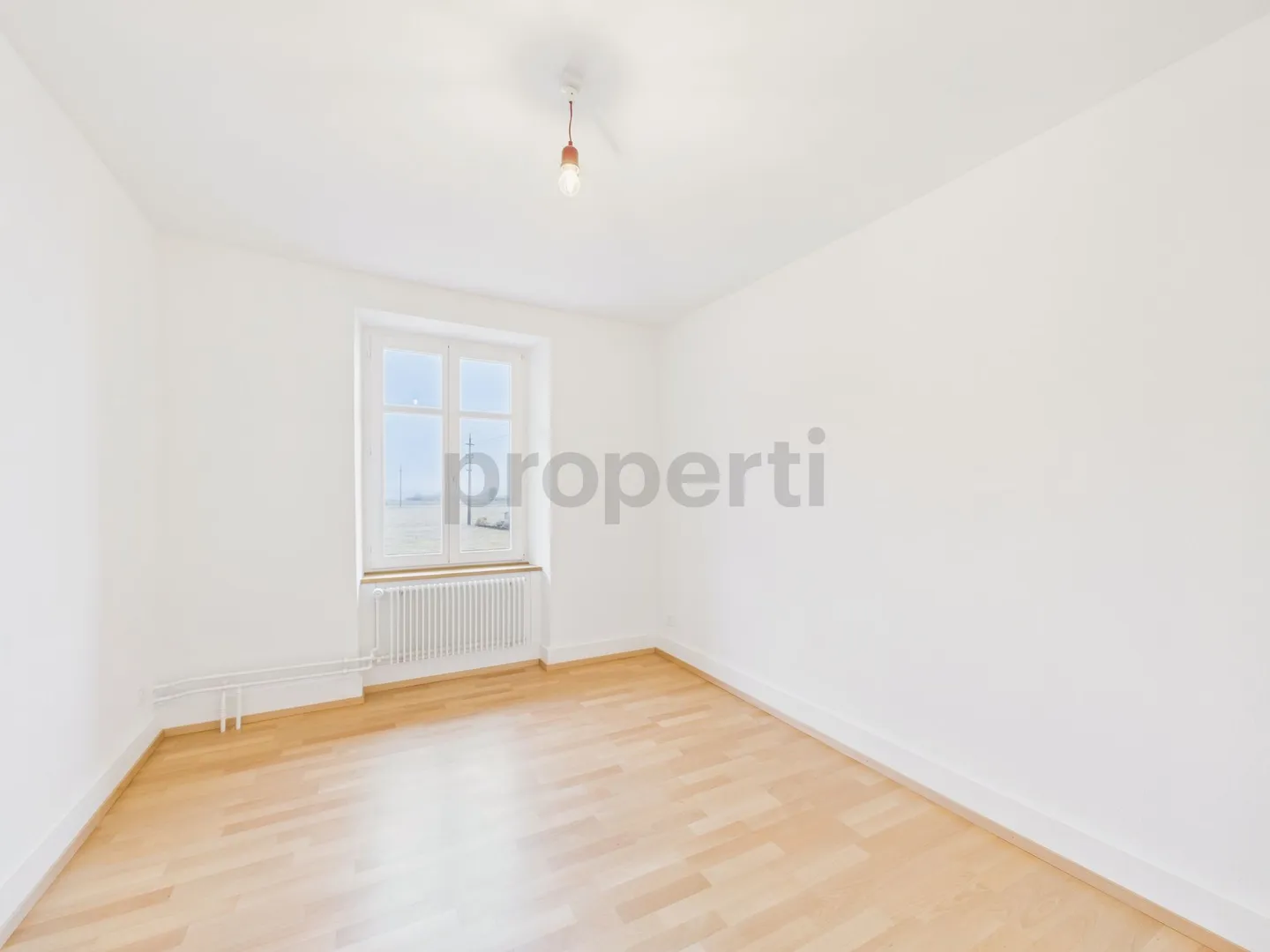 Charming 4.5-Room Apartment in Trasadingen - Photo 9 of 12