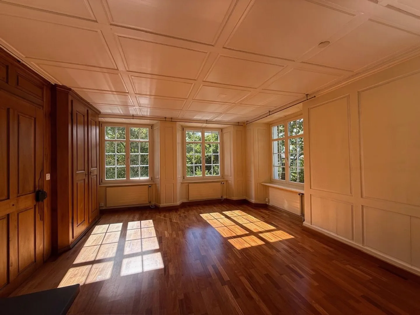 Stilvolle 4-Zimmer-Wohnung mit Balkon - Foto 2 von 9