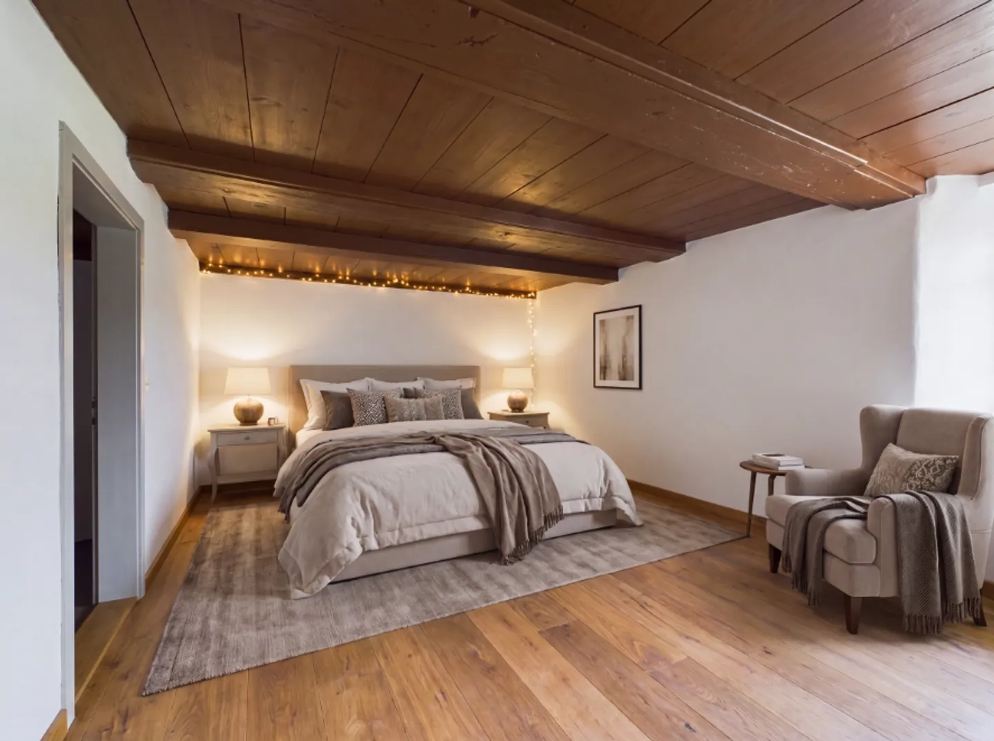 3.5-room condominium on the ground floor in a historic mill from 1555 with a Gothic ceiling and private garden - Photo 4 of 10