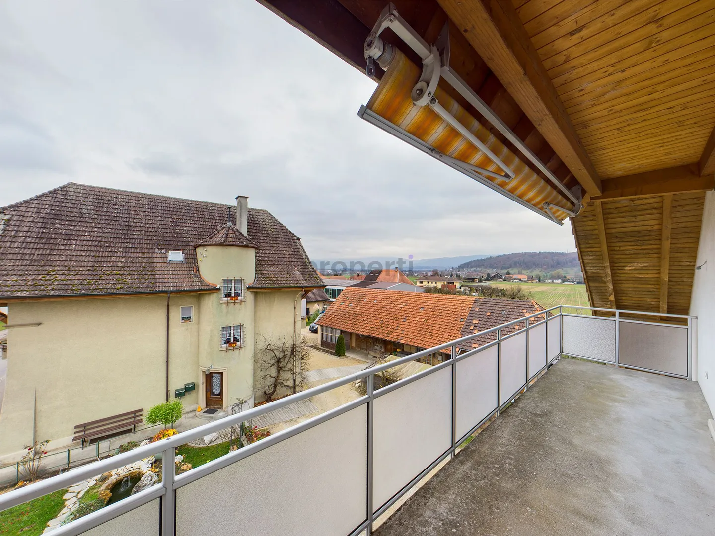 Light-Filled Attic Apartment with Sunny South Balcony - Photo 7 of 8