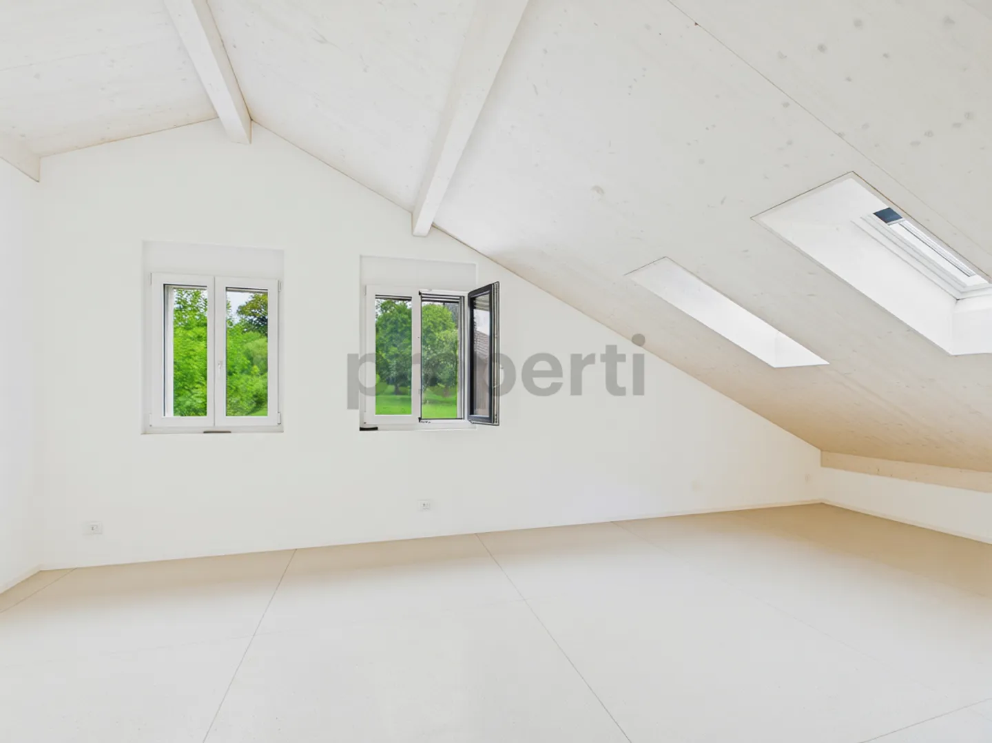 Neuwertiges 4-Zimmer-Reiheneckhaus mit eigenem Garten in ruhiger Naturlage - Foto 4 von 9
