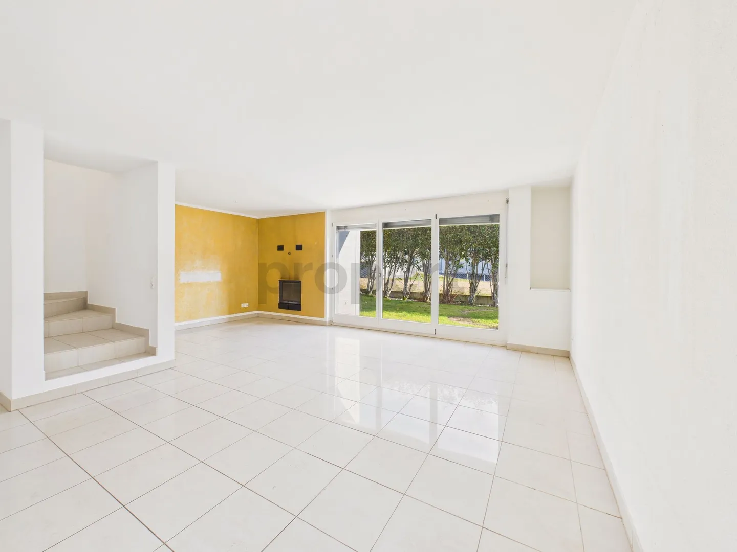 Stupenda villa con piscina a Brione - Foto 12 di 13