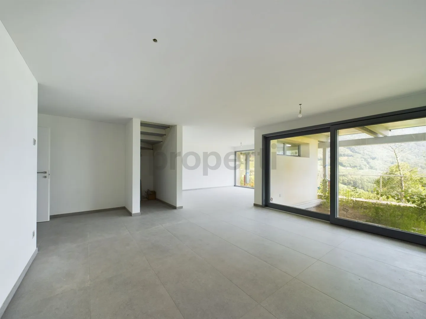 Modern villa with panoramic view in Acquarossa - Val Blenio - Photo 12 of 13
