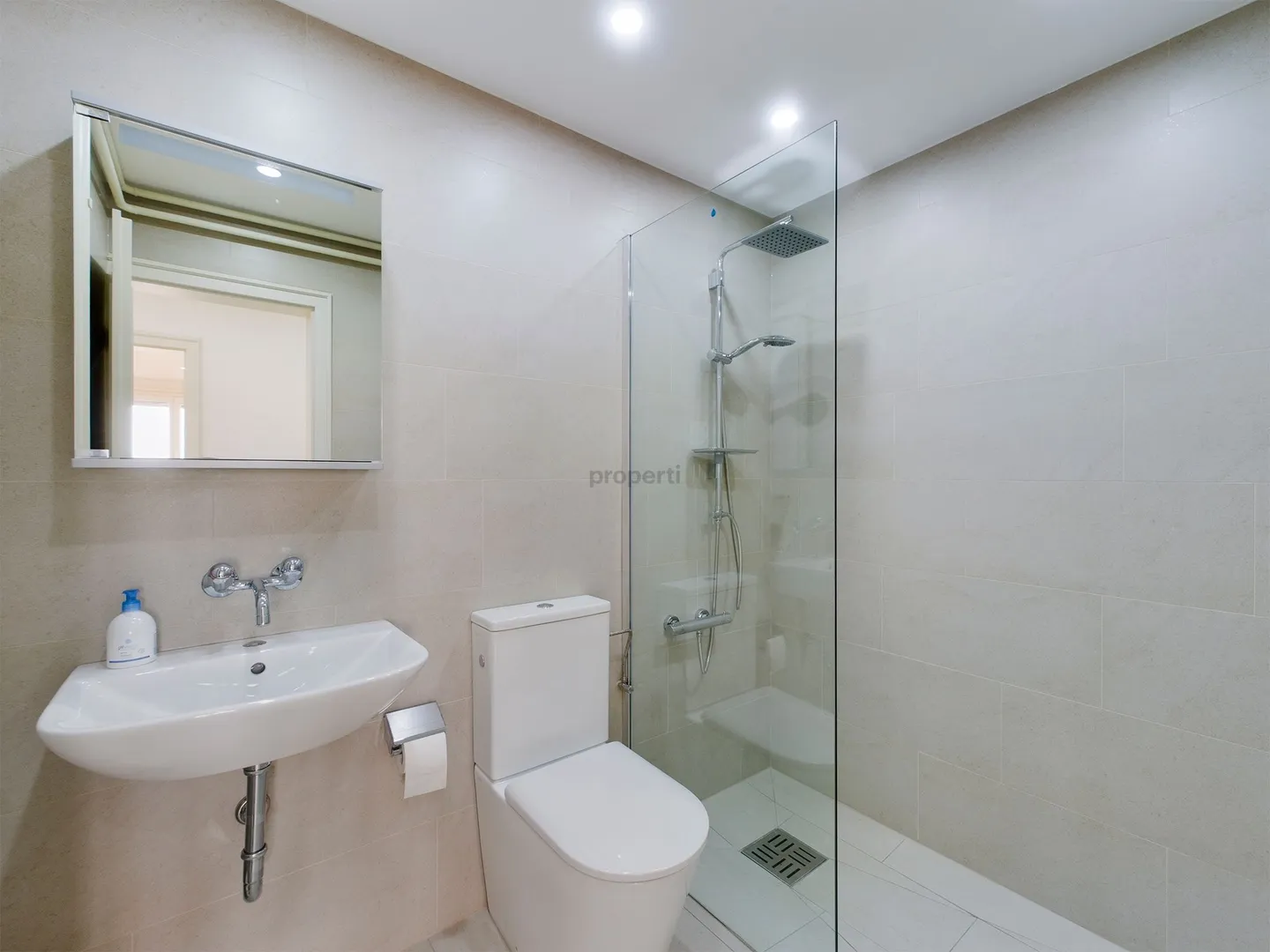 Appartement exceptionnel de 3,5 pièces à St. Margrethen, canton de SG - Photo 7 sur 10