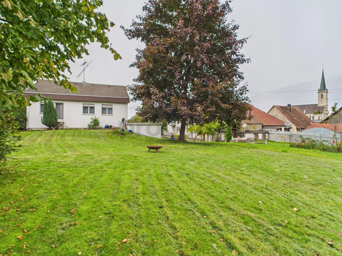 Einfamilienhaus mit großem Grundstück in Courgenay - Foto 6 von 13