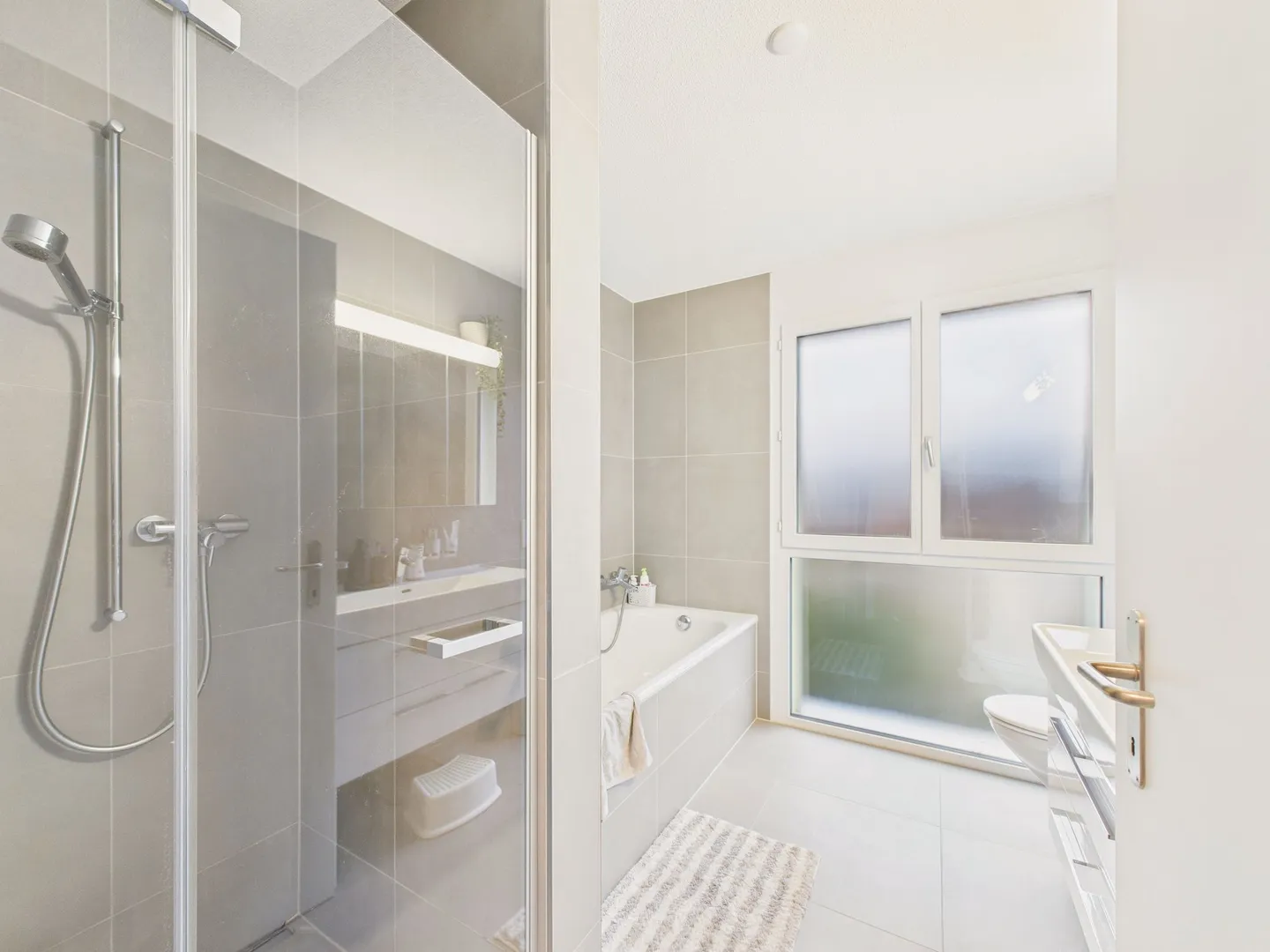 Appartement moderne de 3,5 pièces avec balcon, Rüdtligen-Alchenflüh - Photo 6 sur 8