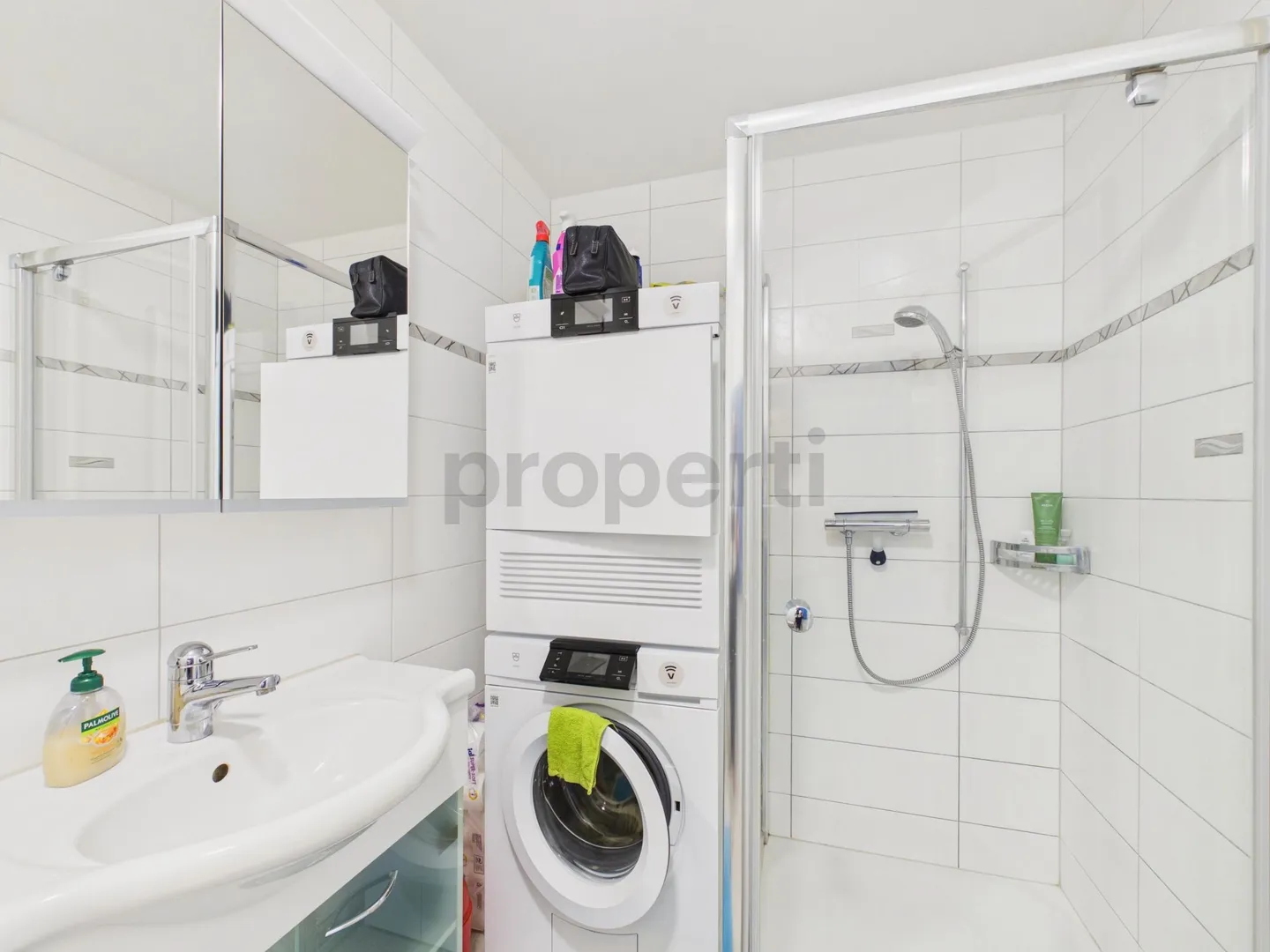 Traumhafte 4.5-Zimmer-Wohnung mit Wintergarten, Terrasse und Weitblick in Fläsch - Foto 11 di 13
