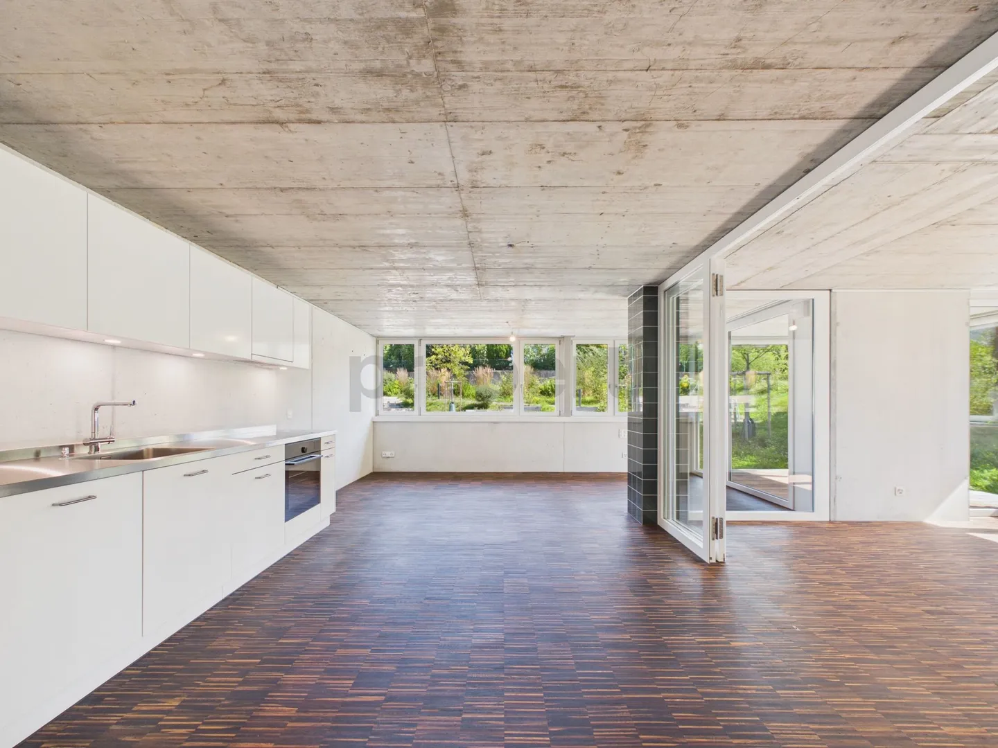 Neubau von 2023 mit Fussbodenheizung: Barrierefrei mit Aufzug, EV-Ladestation und tiefen Nebenkosten - Foto 1 di 9