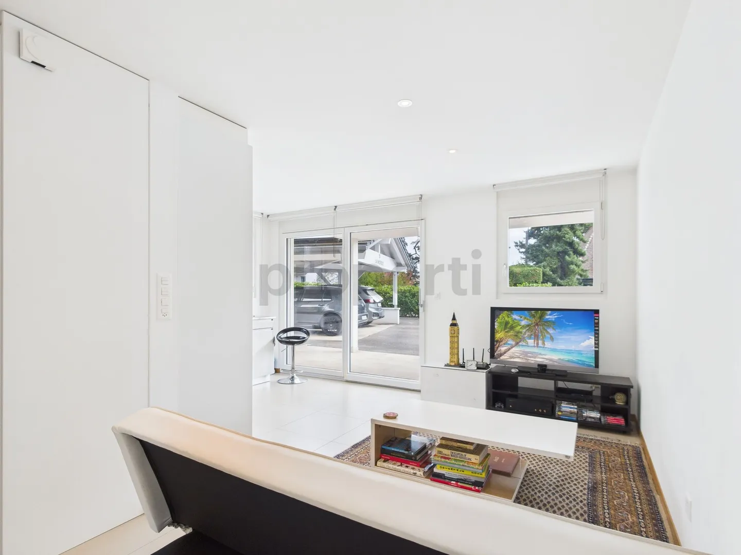 Appartement moderne de 2.5 pièces meublé, prix tout inclus - Photo 1 sur 9