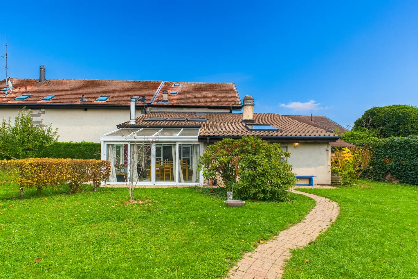 Charming renovated family home with outbuilding, sauna and large plot - Photo 6 of 13