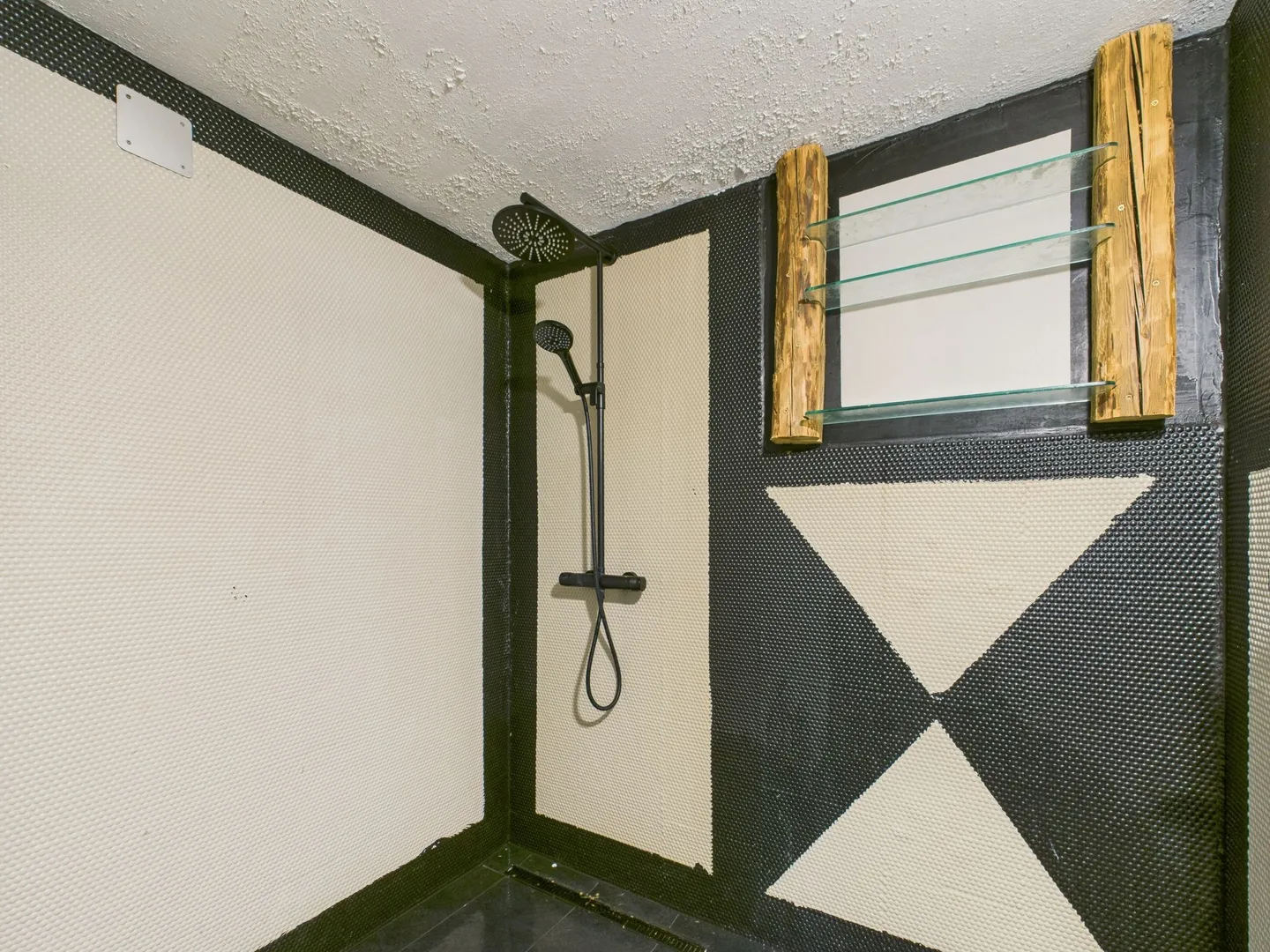 Maison Duplex Unique à Wattwil - Maison Idéale pour la Famille - Photo 8 sur 12