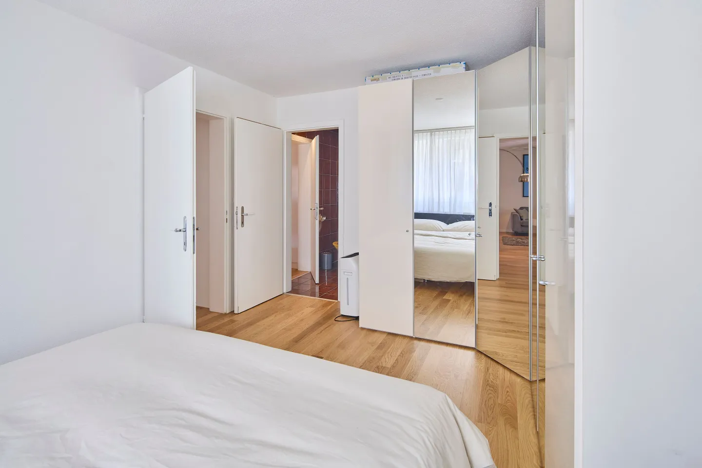 Appartement meublé 2 pièces avec balcon à Zurich Seefeld dans un emplacement calme - Photo 11 sur 12