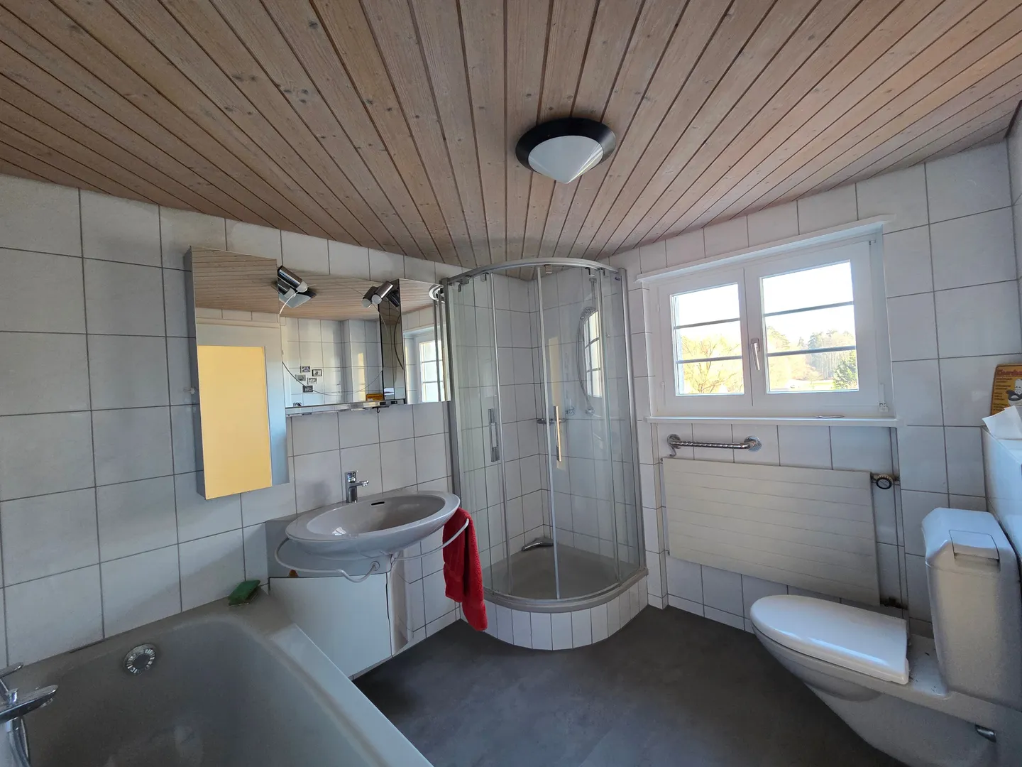 Wohntraum am Zürichsee: Exklusive Maisonette mit Seesicht und eigenem Gartenanteil - Photo 7 sur 9