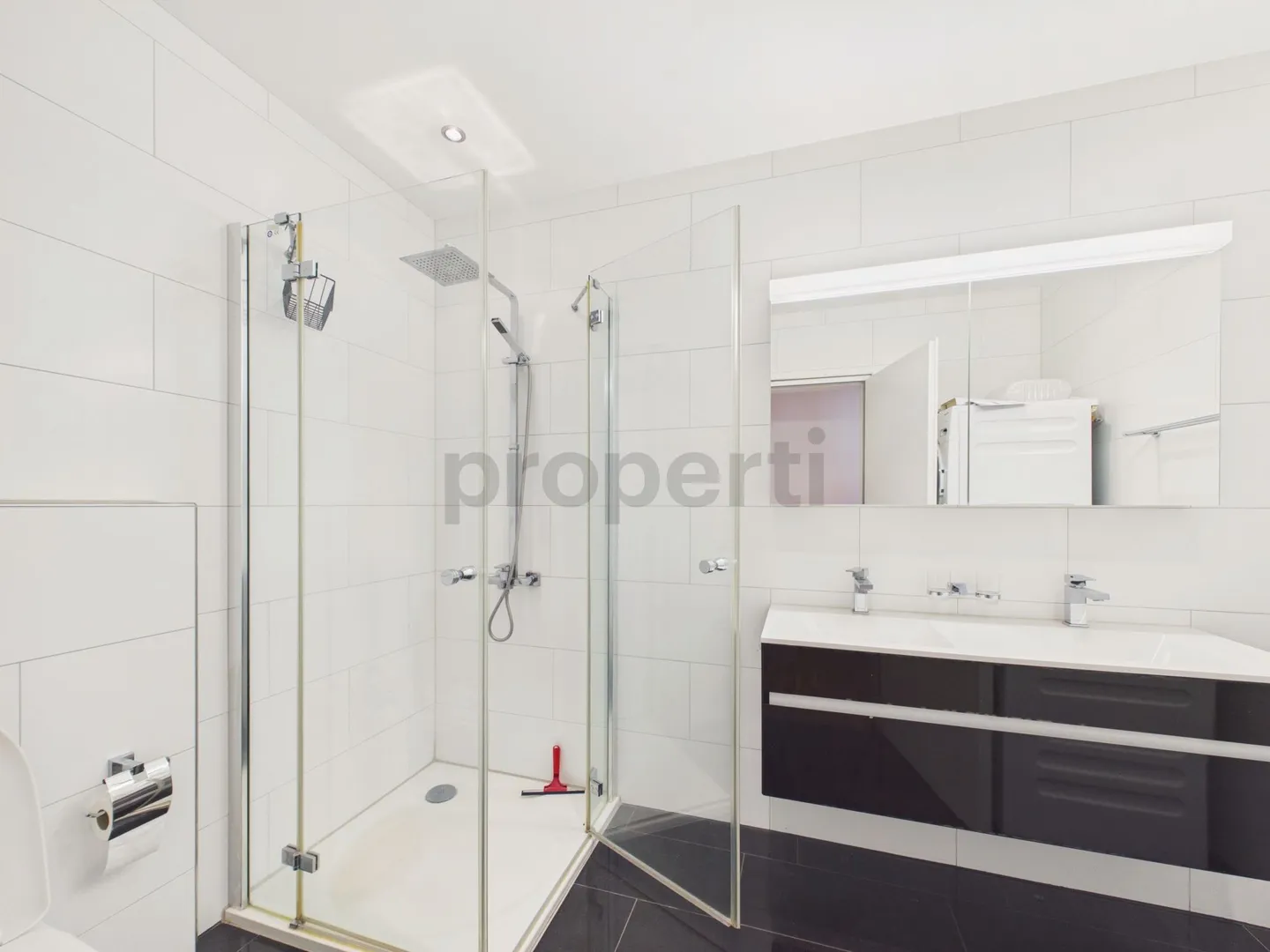 Grosszuegige 5.5-Zimmer-Wohnung mit Balkon, Wilen b. Wil - Photo 12 sur 13