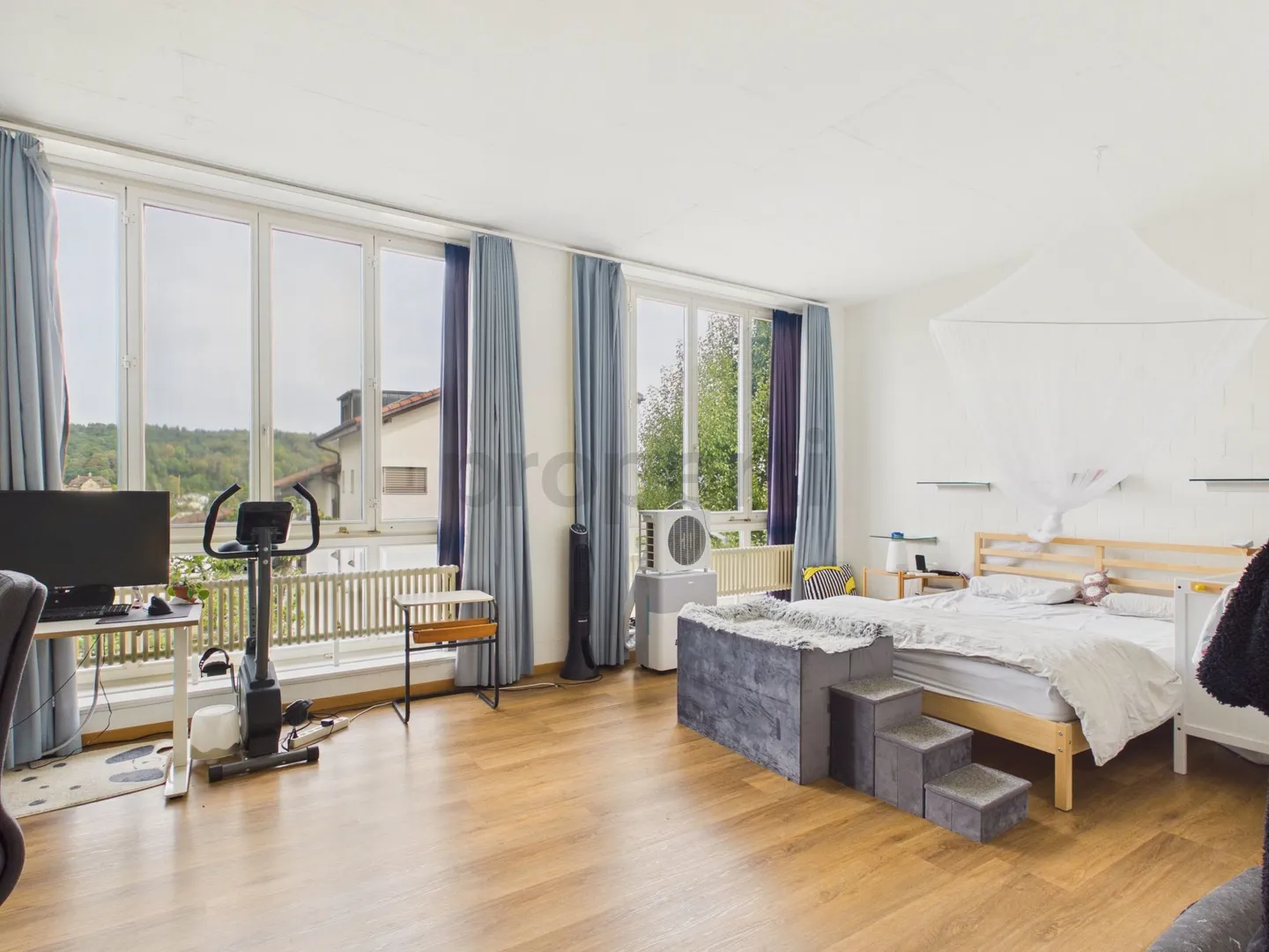 Architektonisch prämierte Liegenschaft, 165 m² Wohnfläche und privater 50 m² Innenhof - Photo 8 of 11