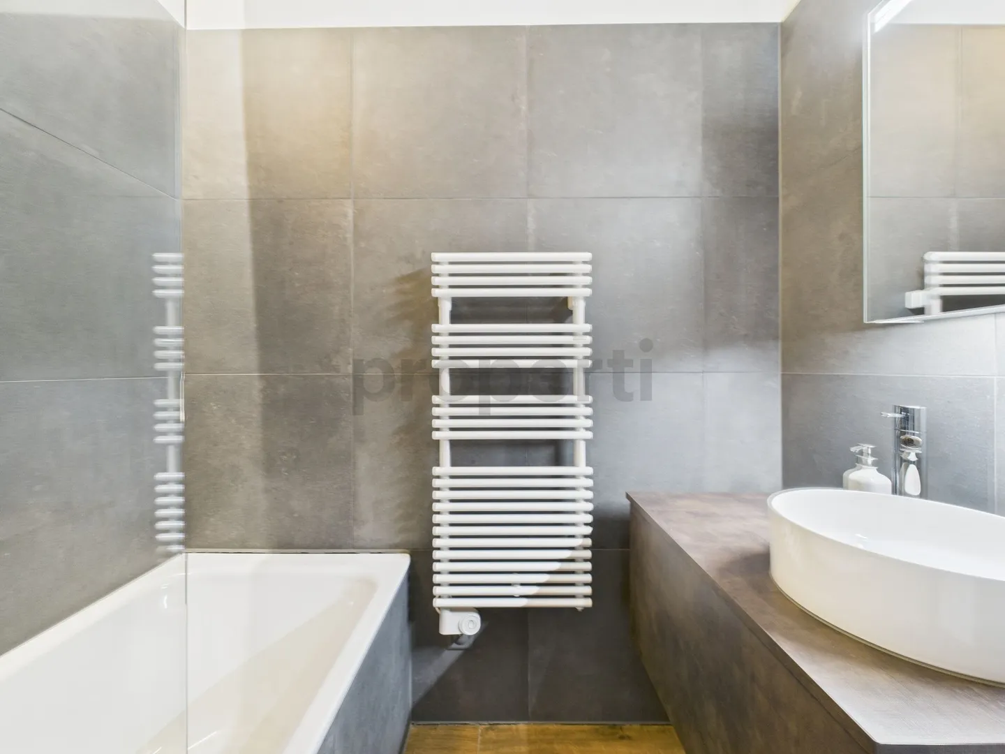 Célébrez Noël au-dessus des nuages - Appartement penthouse exclusif avec vue sur les Alpes - Photo 8 sur 13