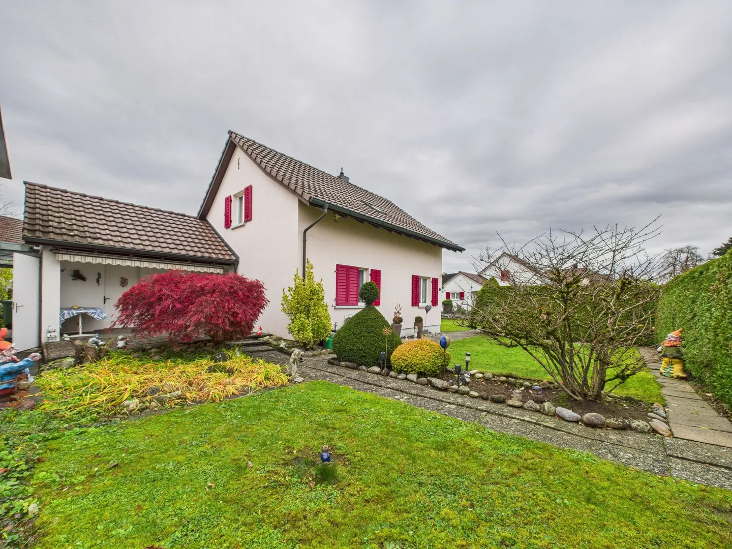 Vivre avec de l'espace, du calme et du potentiel - Photo 1 sur 13