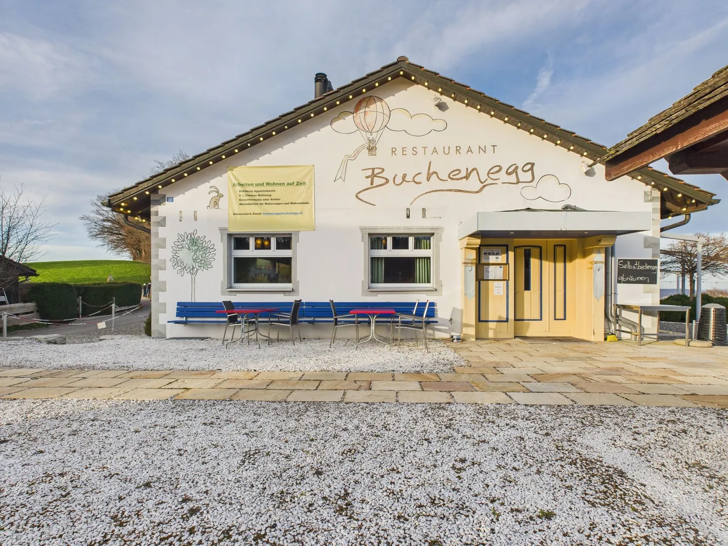 Charming 2.5-room loft apartment with fireplace in the former Buchenegg restaurant, Stallikon - Photo 2 of 9
