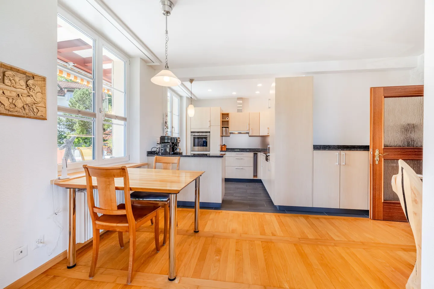 Beautiful 4.5 Room Ground Floor Apartment in St. Gallen - Photo 5 of 12