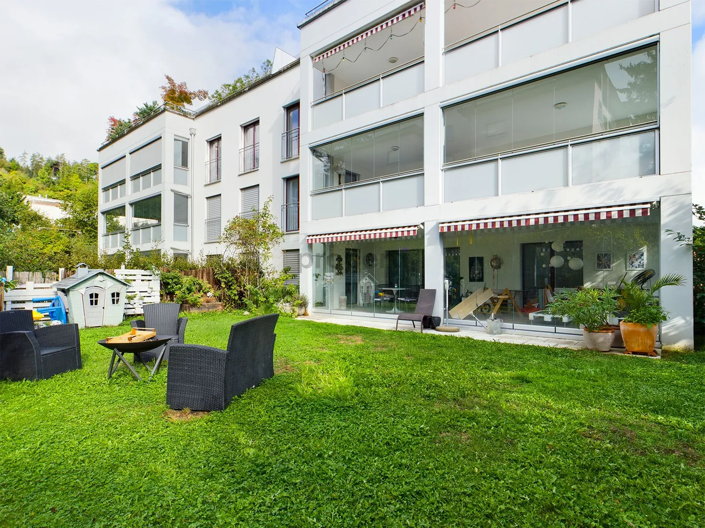 Ampio appartamento con giardino di 4,5 locali a Sciaffusa - Foto 1 di 9