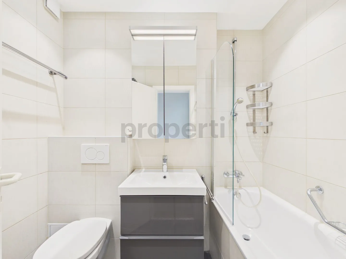 Ampio appartamento 5,5 locali ristrutturato nel 2025 + studio indipendente incluso - Prilly - Foto 7 di 10