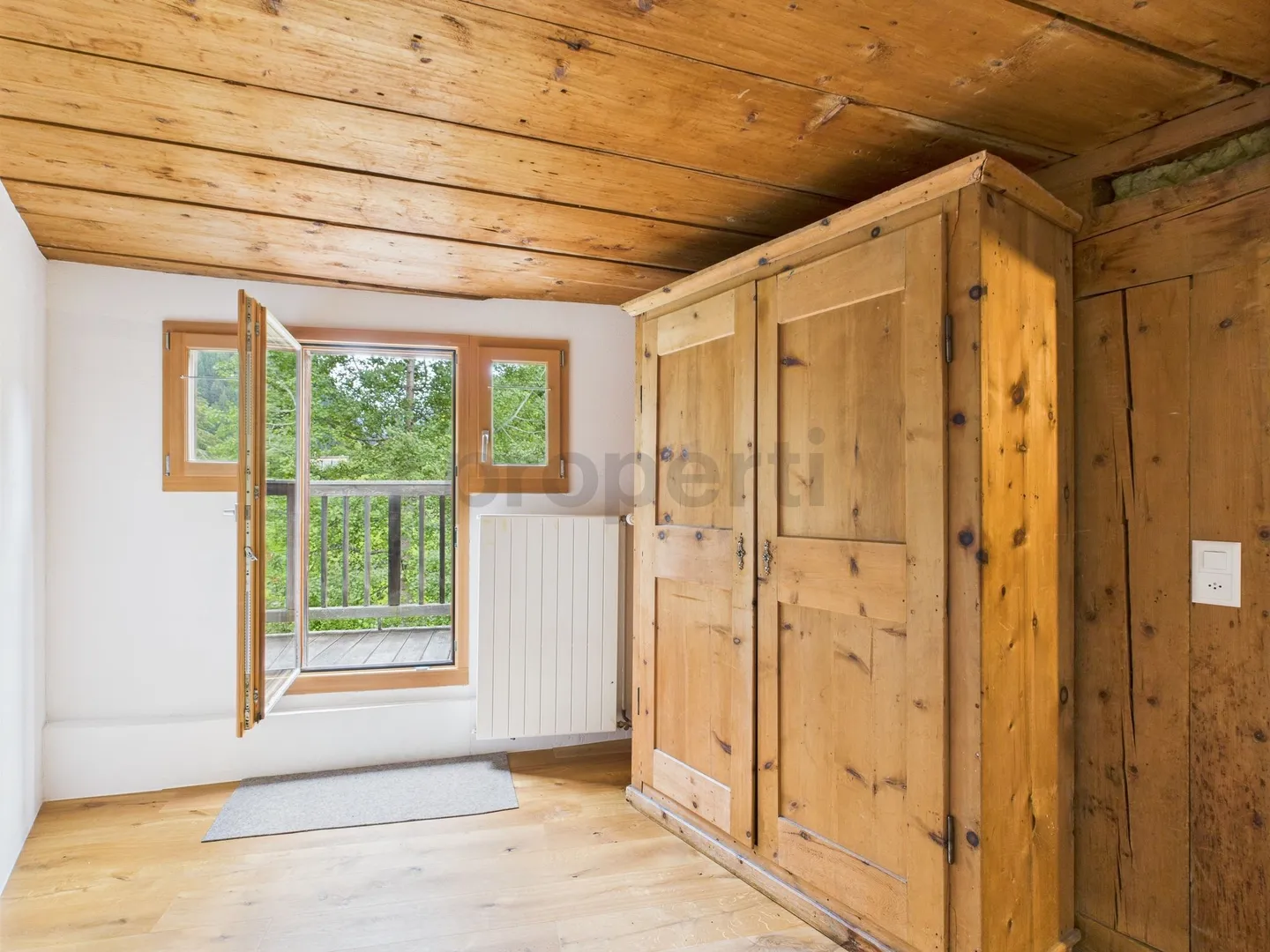 Idyllischer Hausteil mit Umschwung als Hauptsitz oder Ferienwohnung - Photo 10 of 13