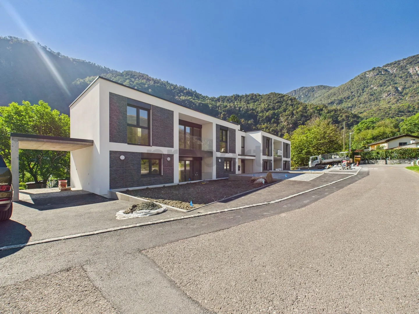 Charmante Wohnung in Avegno, TI - Moderne Eleganz in urbaner Umgebung - Neubau - Foto 1 von 13