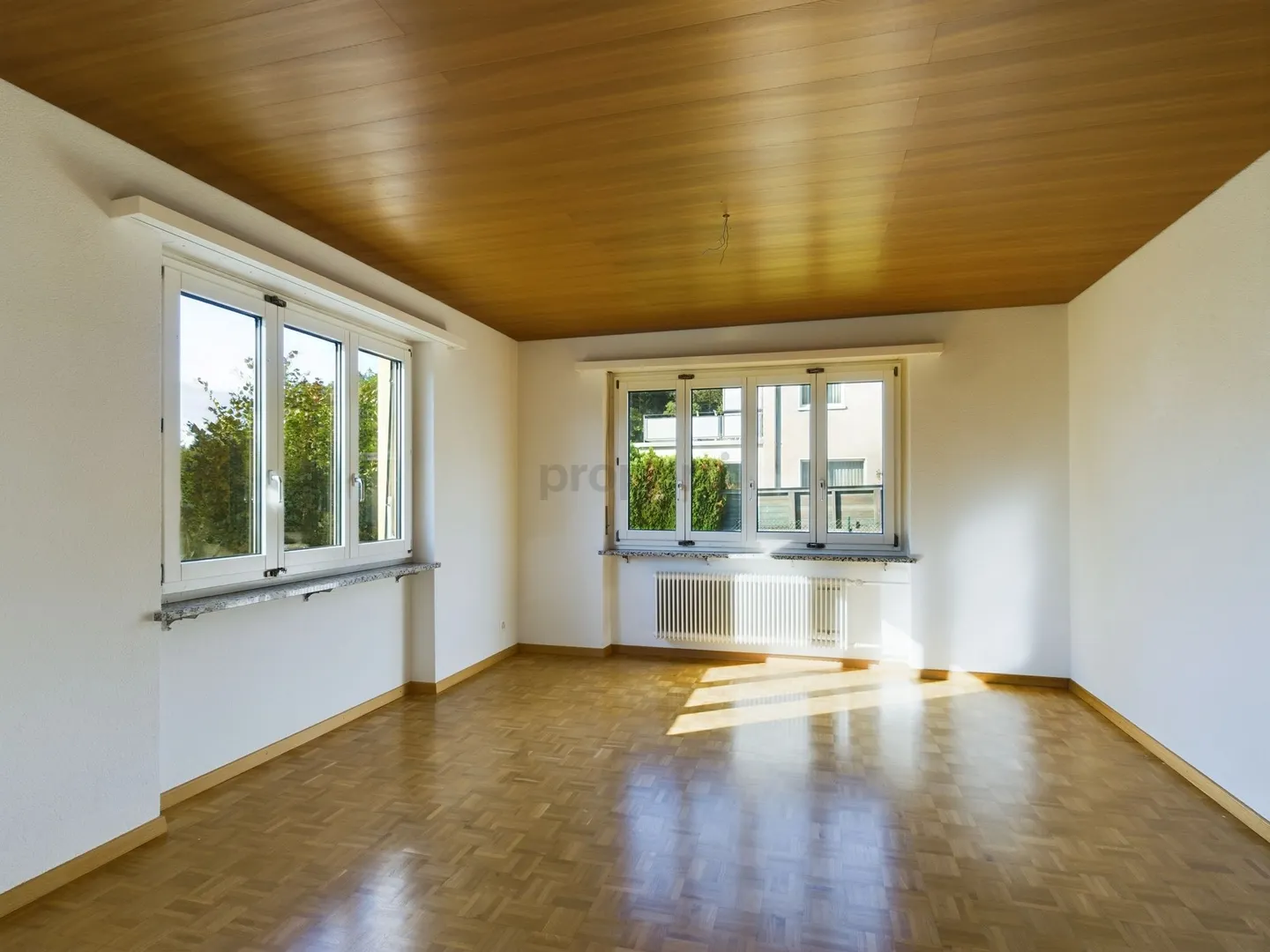 Recently Renovated, Spacious Kitchen & Sunny Living Environment! - Photo 7 of 13