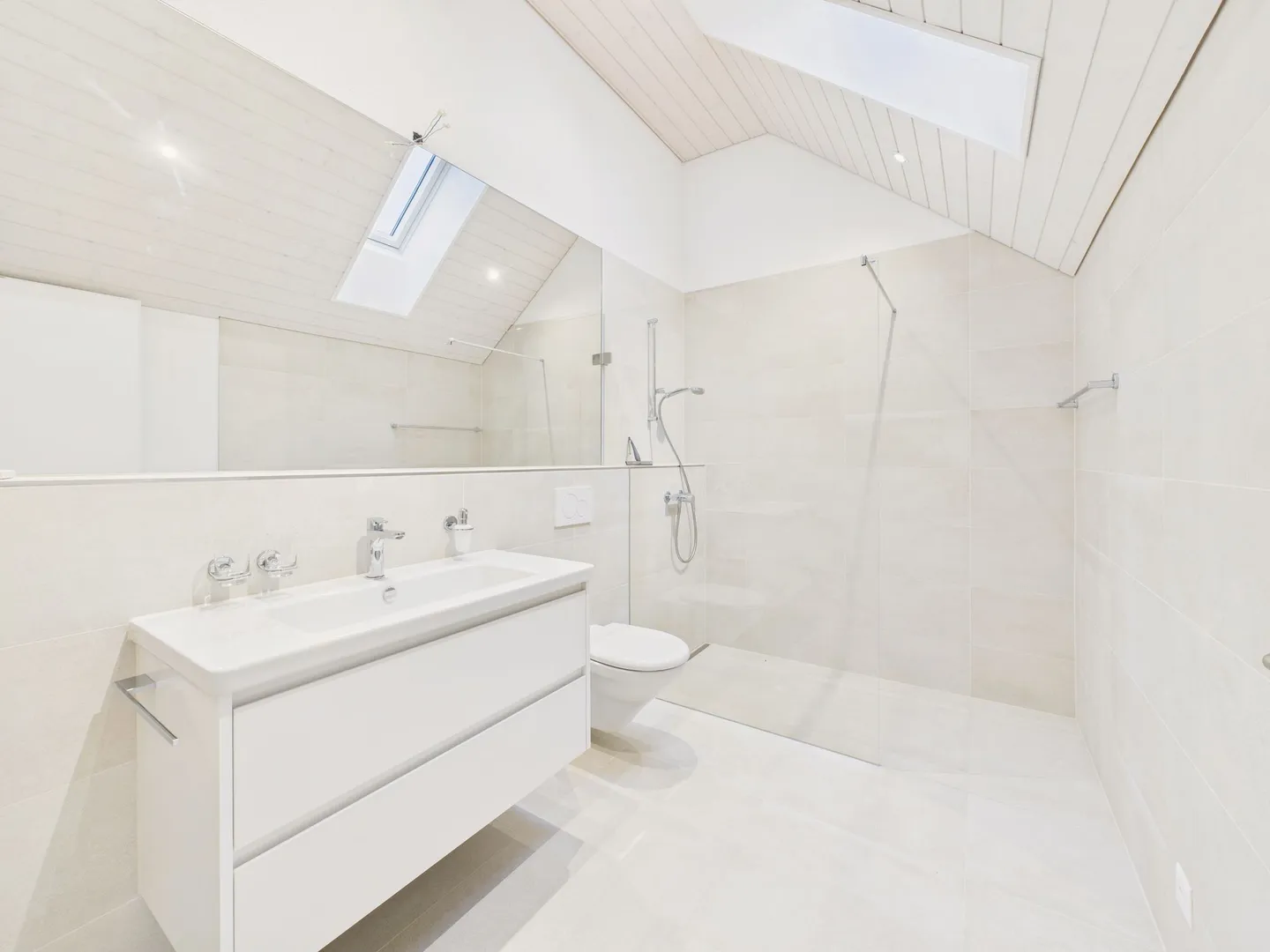 Modernes 5.5-Zimmer Reihenhaus mit praktischem Grundriss, Dorf - Foto 10 von 11