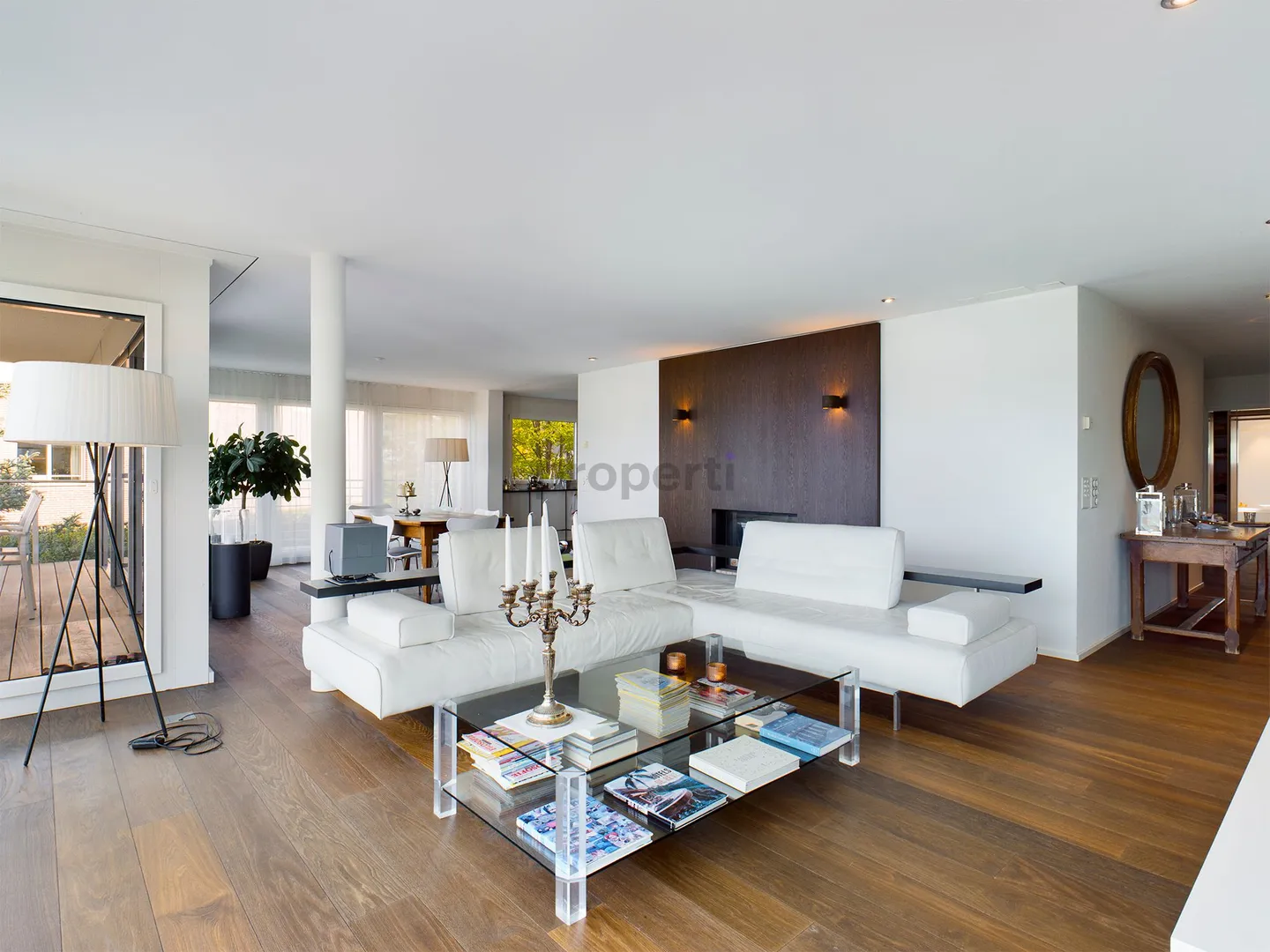 Exklusive 4.5-Zimmer-Terrassenwohnung mit traumhafter Seesicht in Zollikon - Foto 2 von 9