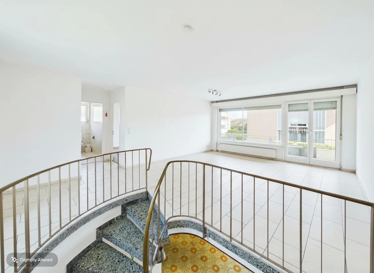 Familienhaus mit sonnigem Balkon - Foto 2 von 13